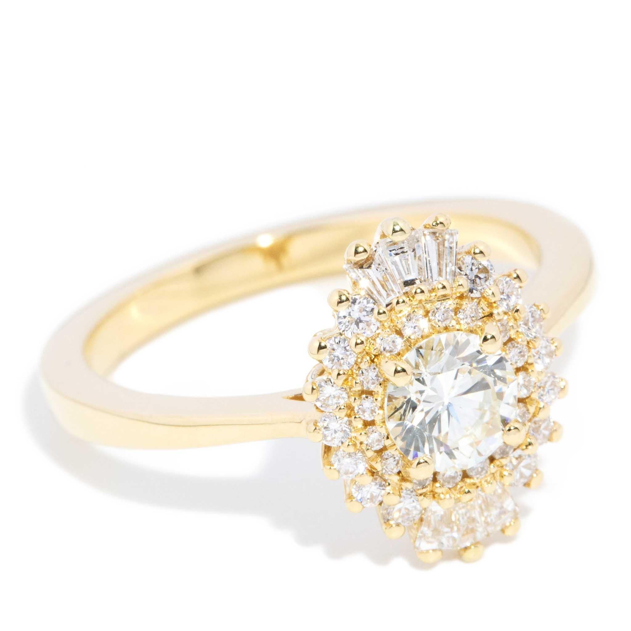 Anillo contemporáneo con halo de diamantes en forma de estrella de 0,73 quilates y oro amarillo de 18 quilates en Nuevo Estado en Hamilton, AU