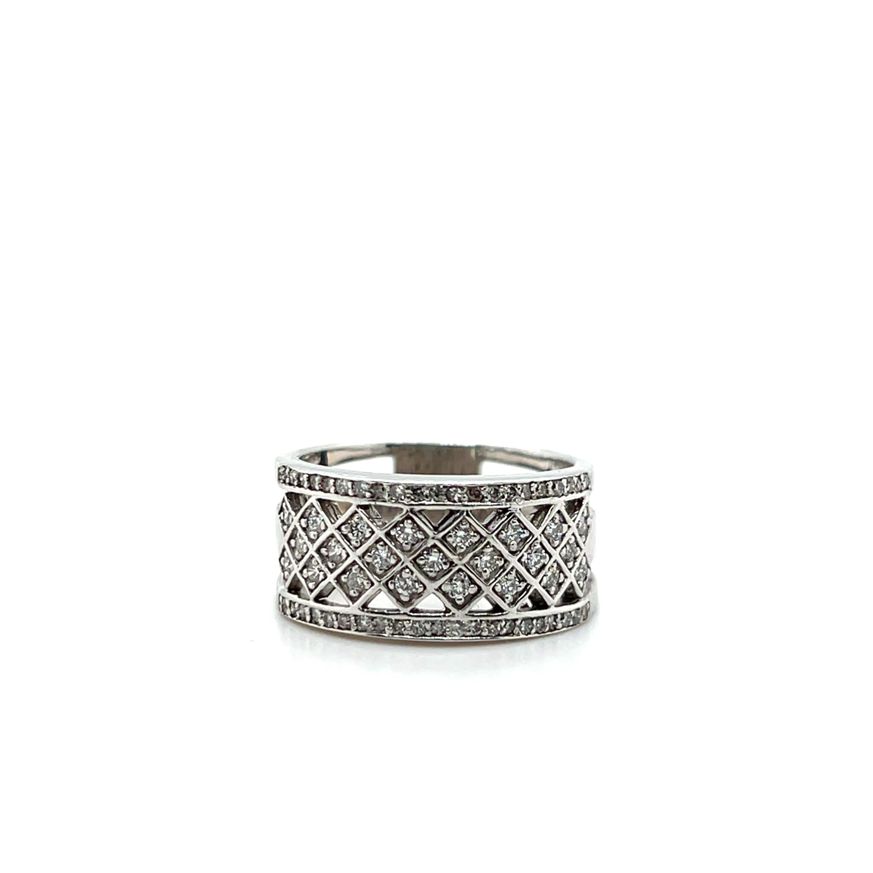 Bracelet d'anniversaire contemporain en or blanc 14k ajouré avec 0,75 tcw de diamant Bon état - En vente à Towson, MD