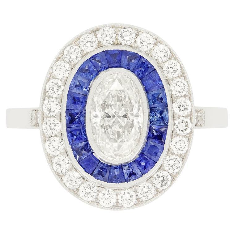 Zeitgenössischer 0.75ct Diamant und Saphir Target Ring im Angebot