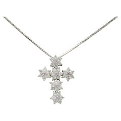 Contemporary 0.83 Cara Pink & White Diamond 18 Karat Gold Cross Pendant Necklace