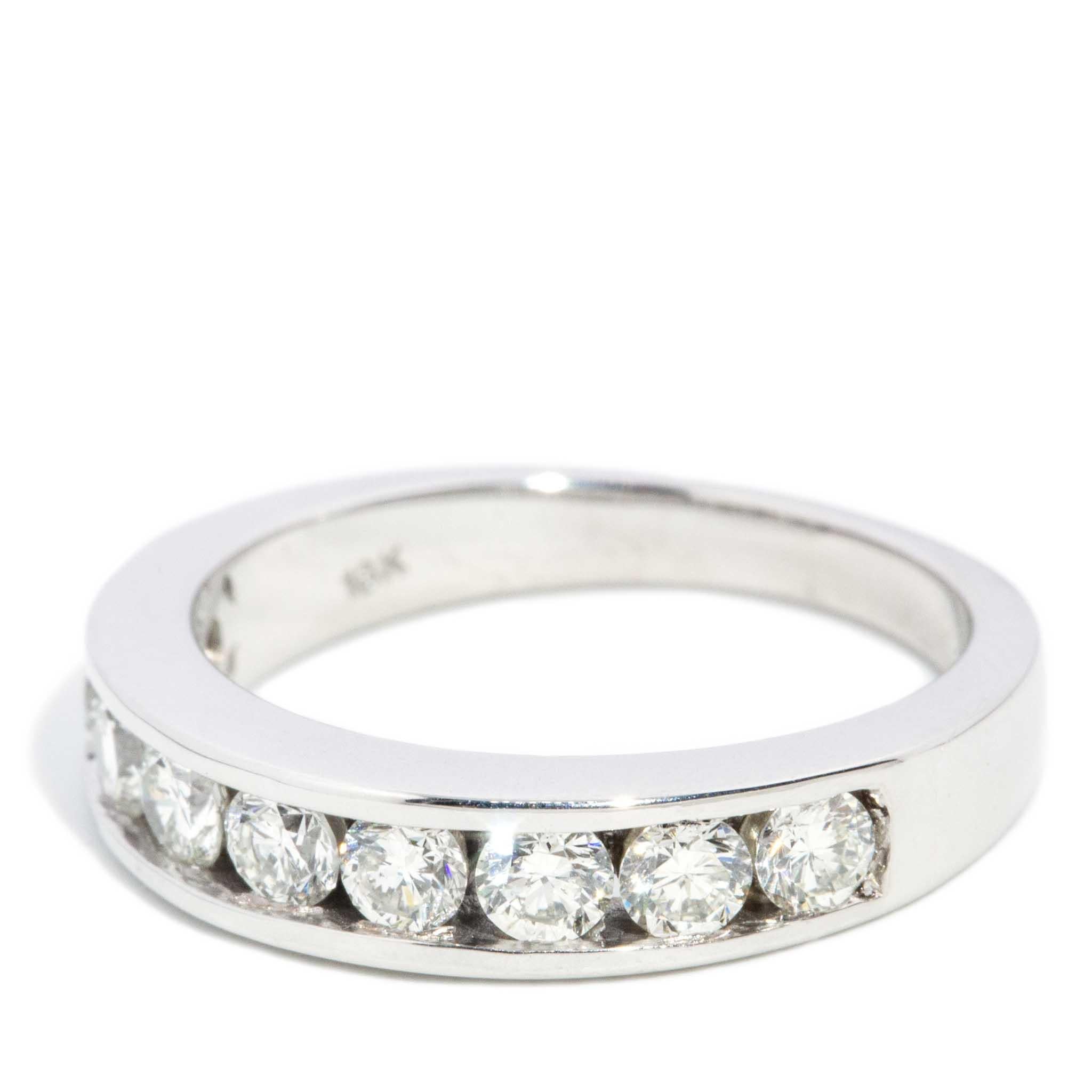 Contemporary 0.90 Carat Brilliant Diamond Eternity Ring 18 Carat White Gold For Sale 1
