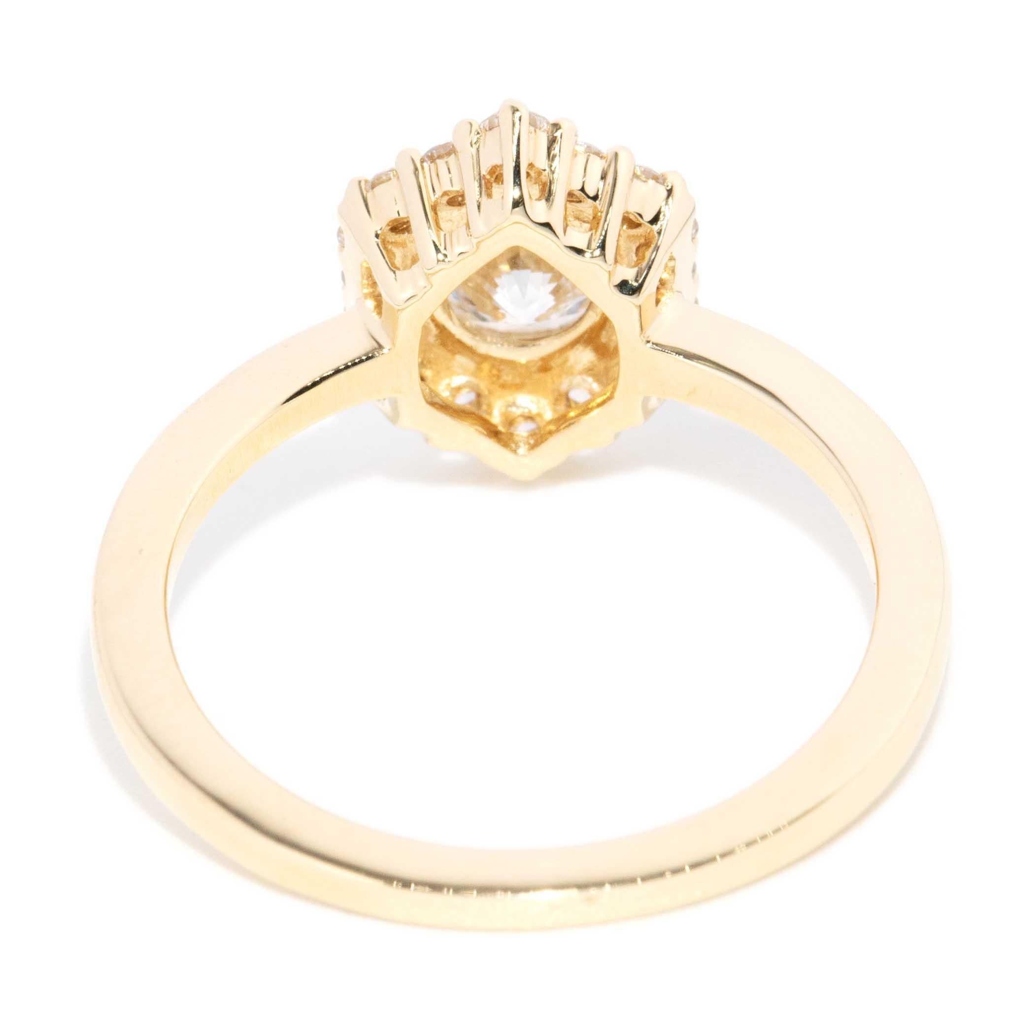 Contemporary 0.92ct Hexagonal Halo Diamond Ring 18ct Gold For Sale 4