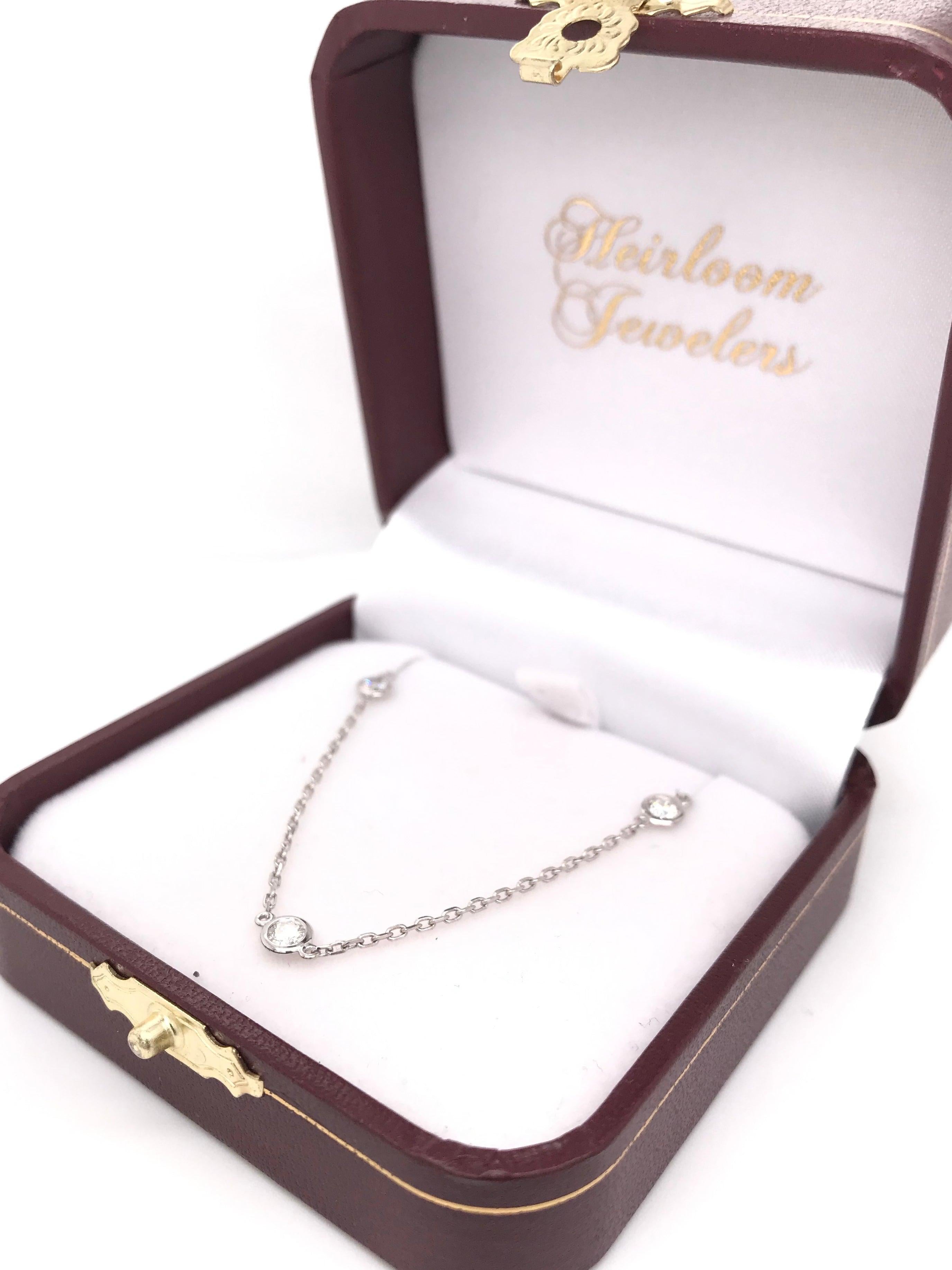 Women's Contemporary 1.0 Carat DTW Diamond Necklace For Sale