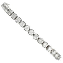 Contemporary 10.01 Carat Diamond White Gold Tennis Bracelet