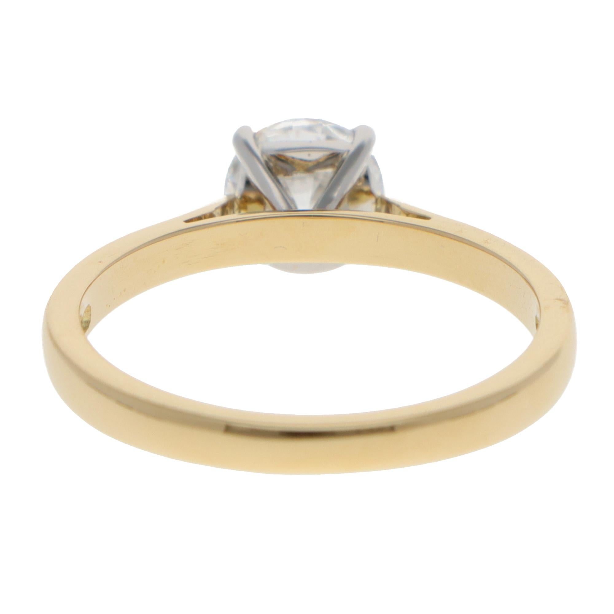 Zeitgenössischer 1,00ct GIA zertifizierter Diamant Solitär Ring (Brillantschliff) im Angebot