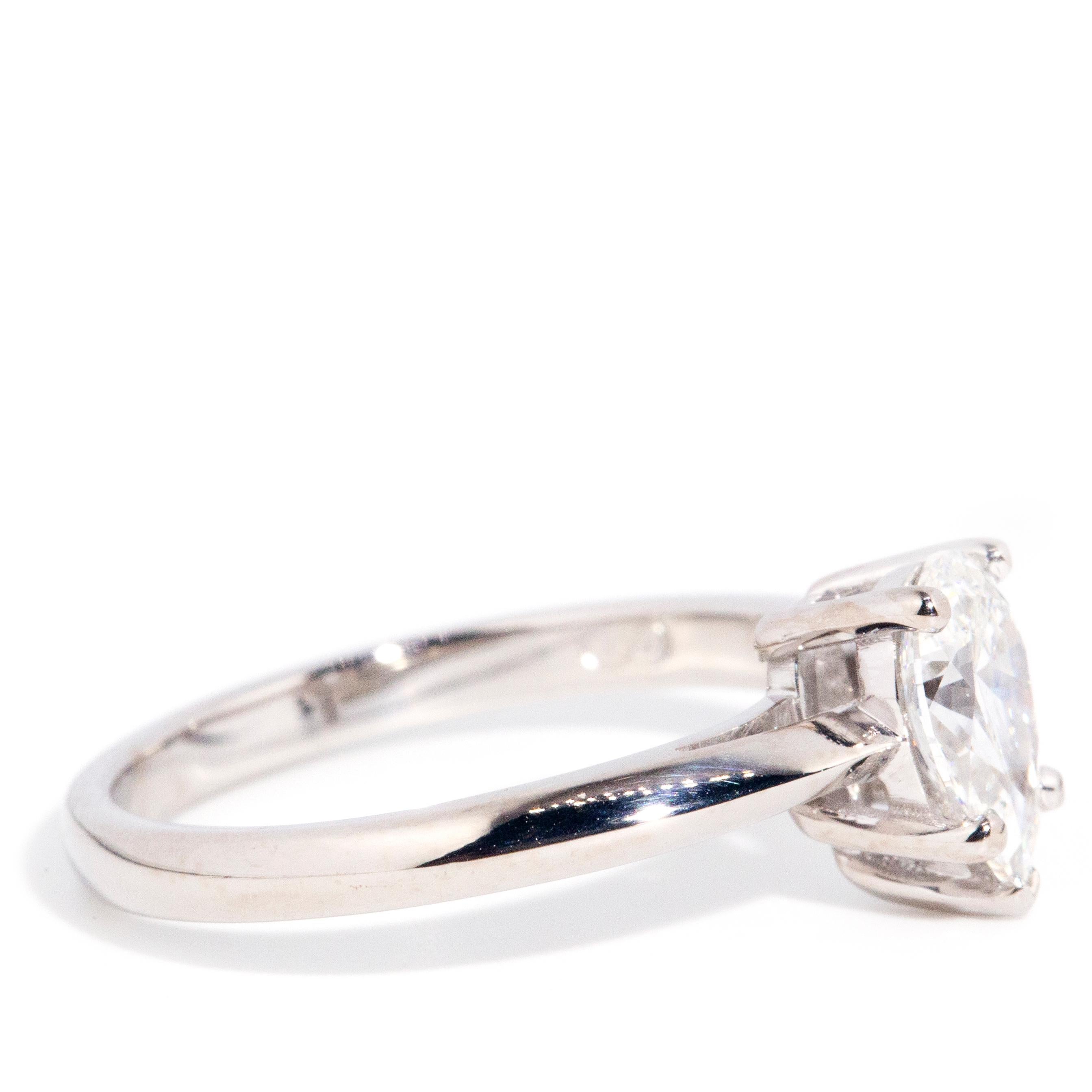 Women's Contemporary 1.01 Carat GIA Certified Pear Cut Diamond Solitaire Engagement Ring