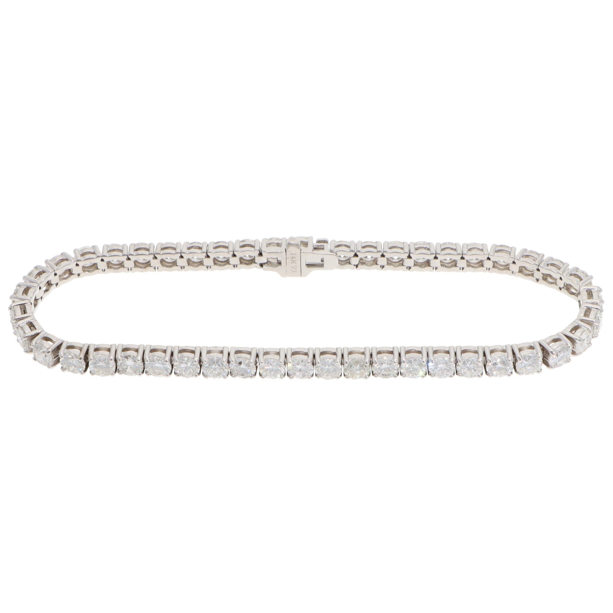 Brilliant Cut Contemporary 10.43ct Diamond Line Tennis Bracelet in White Gold