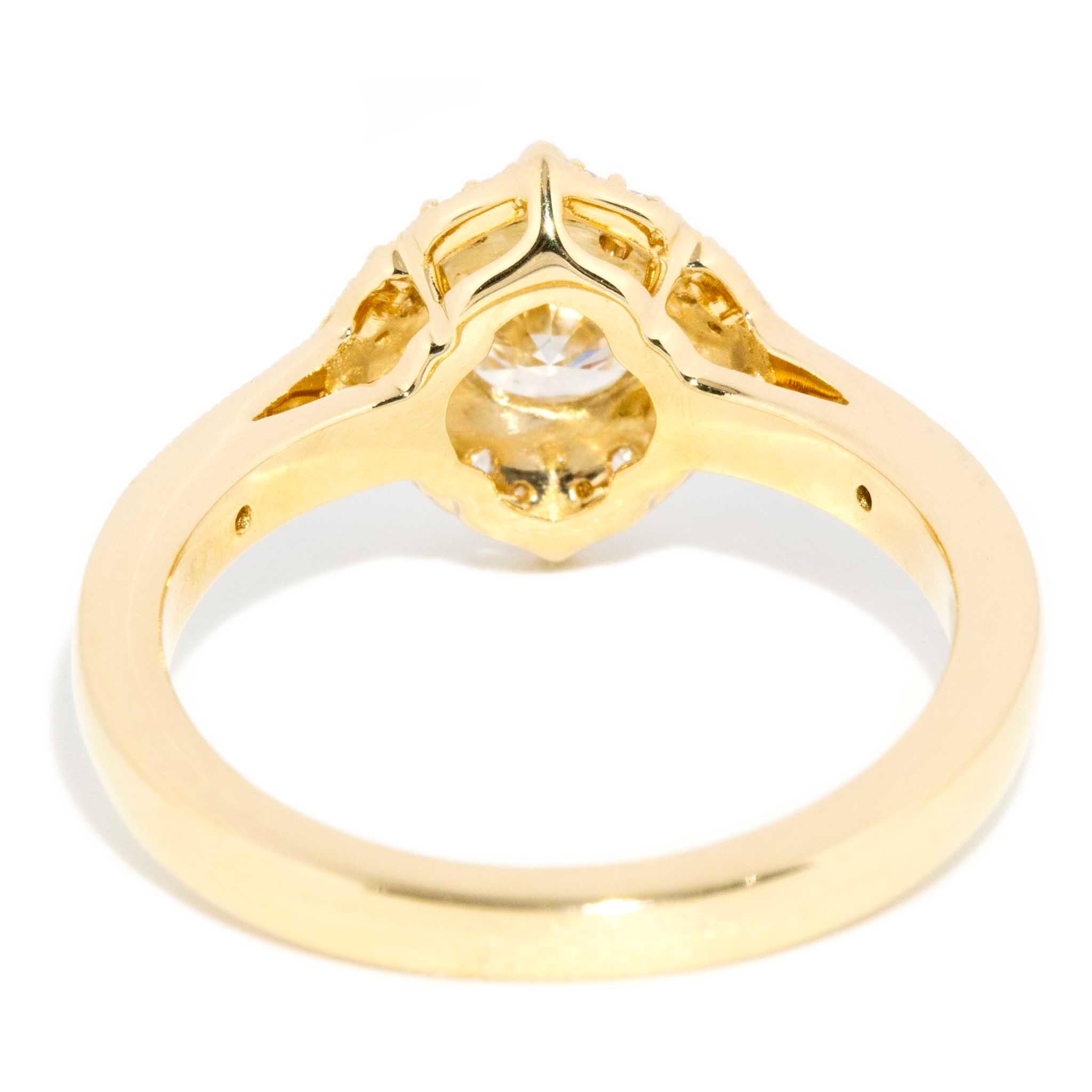 Contemporary 1.07ct Diamond Cushion Shaped Halo Ring 18 Carat Yellow Gold For Sale 8