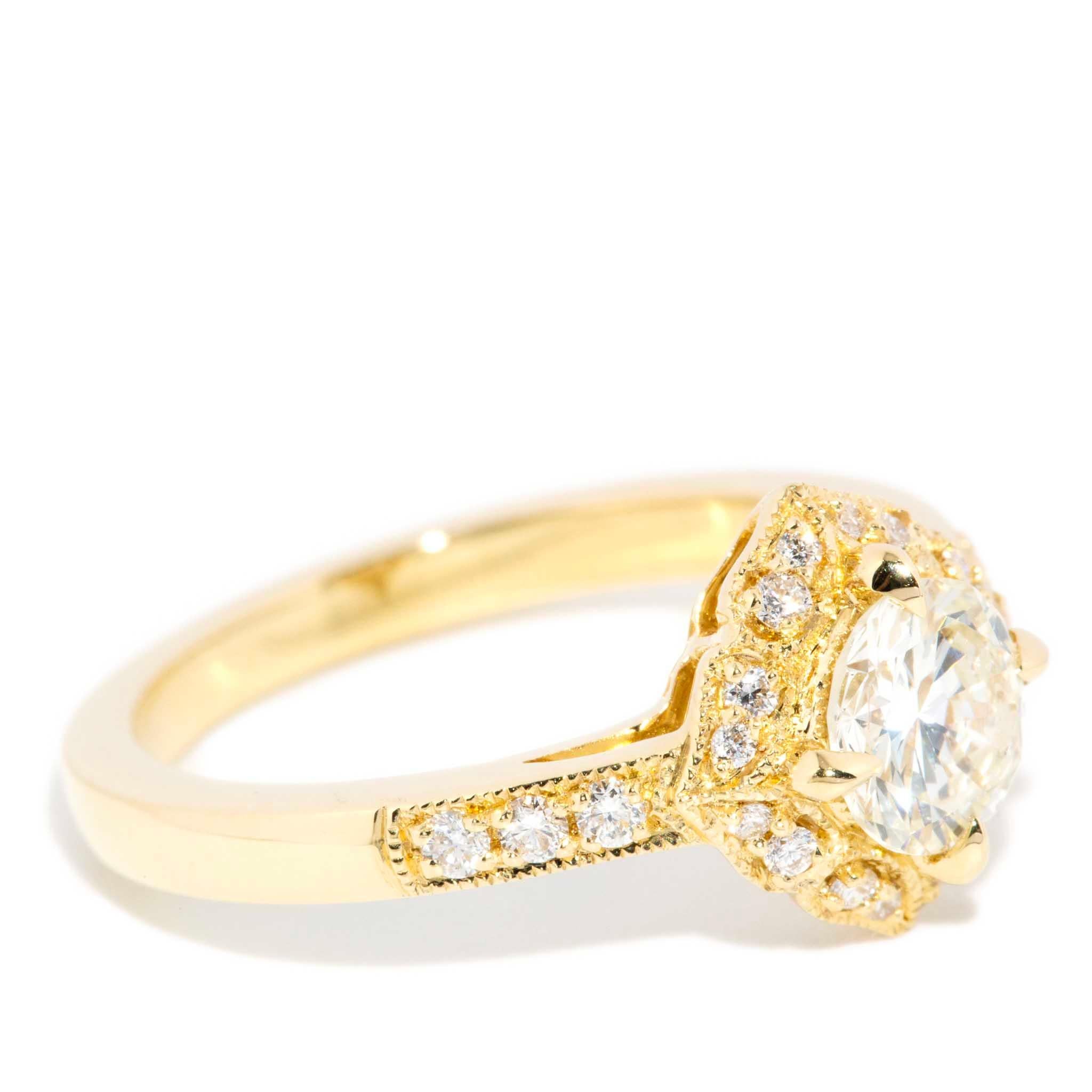 Contemporary 1.07ct Diamond Cushion Shaped Halo Ring 18 Carat Yellow Gold For Sale 2