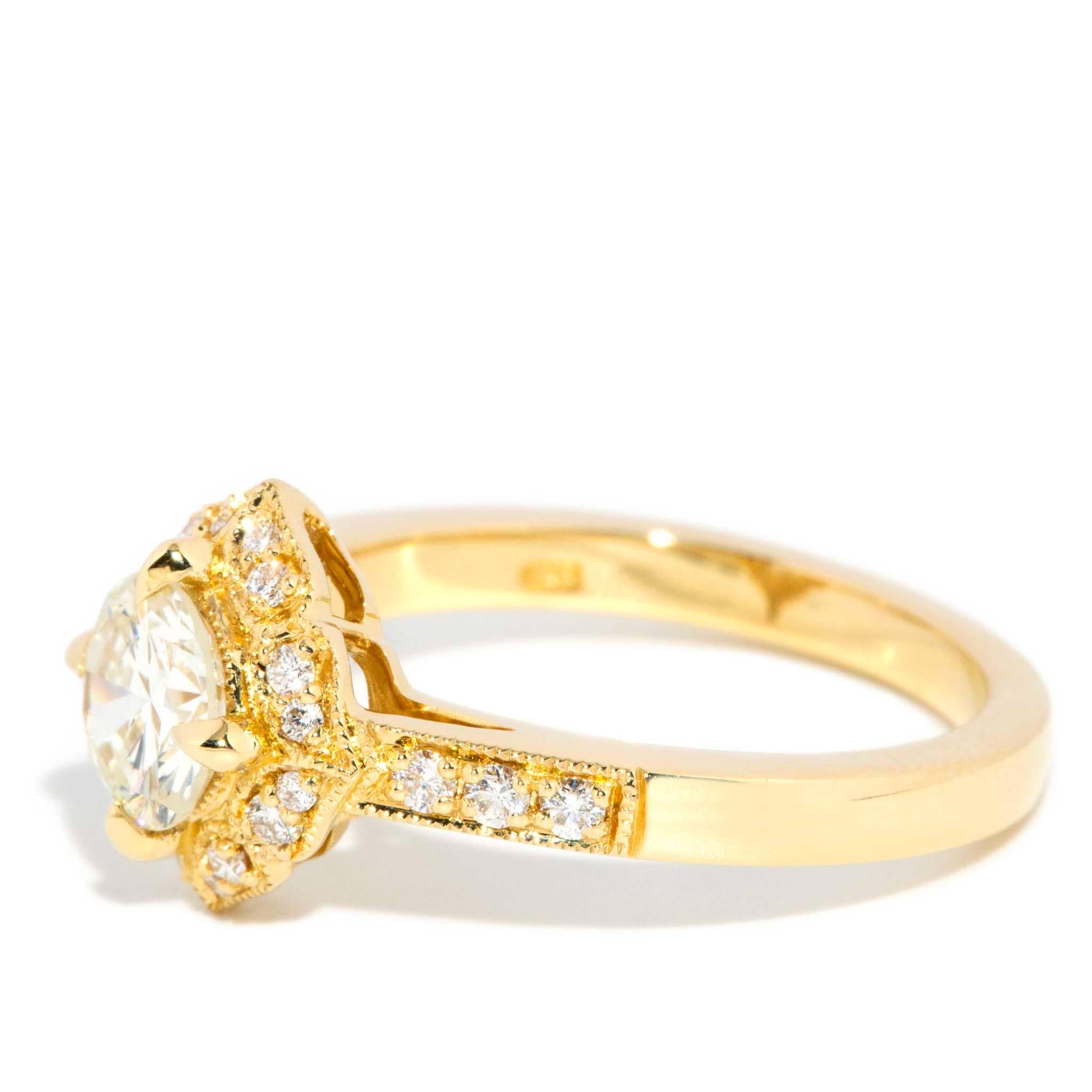 Contemporary 1.07ct Diamond Cushion Shaped Halo Ring 18 Carat Yellow Gold For Sale 4