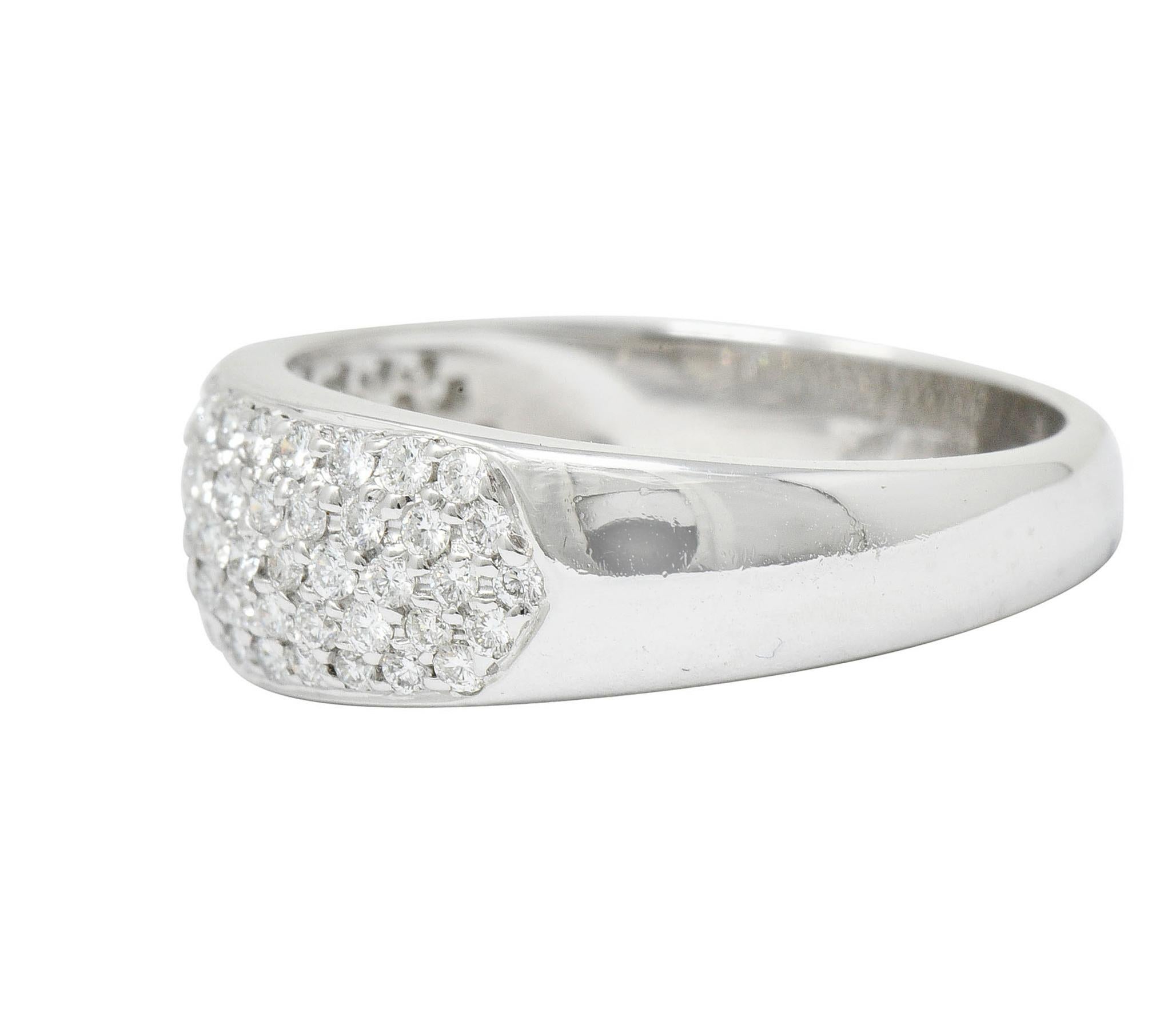 Women's or Men's Contemporary 1.10 Carats Pave Diamond Platinum Band Ring