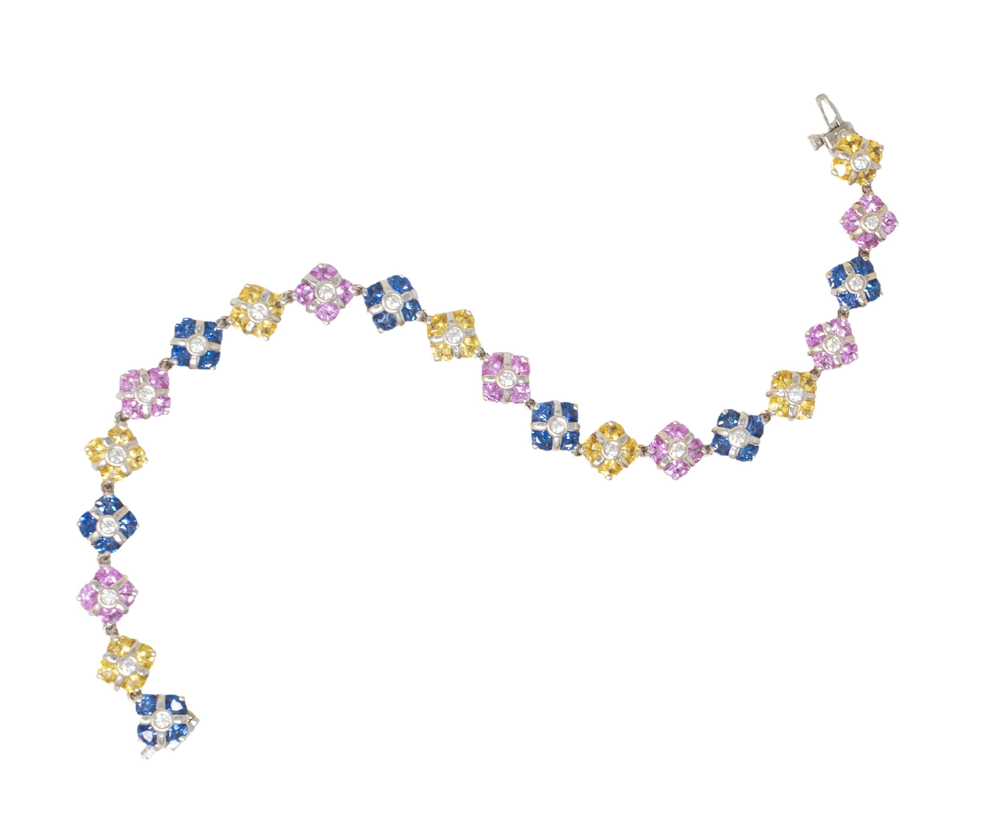 Contemporary 11.02 CTW Party Color Sapphires Diamond 18K Gold Bracelet en vente 5
