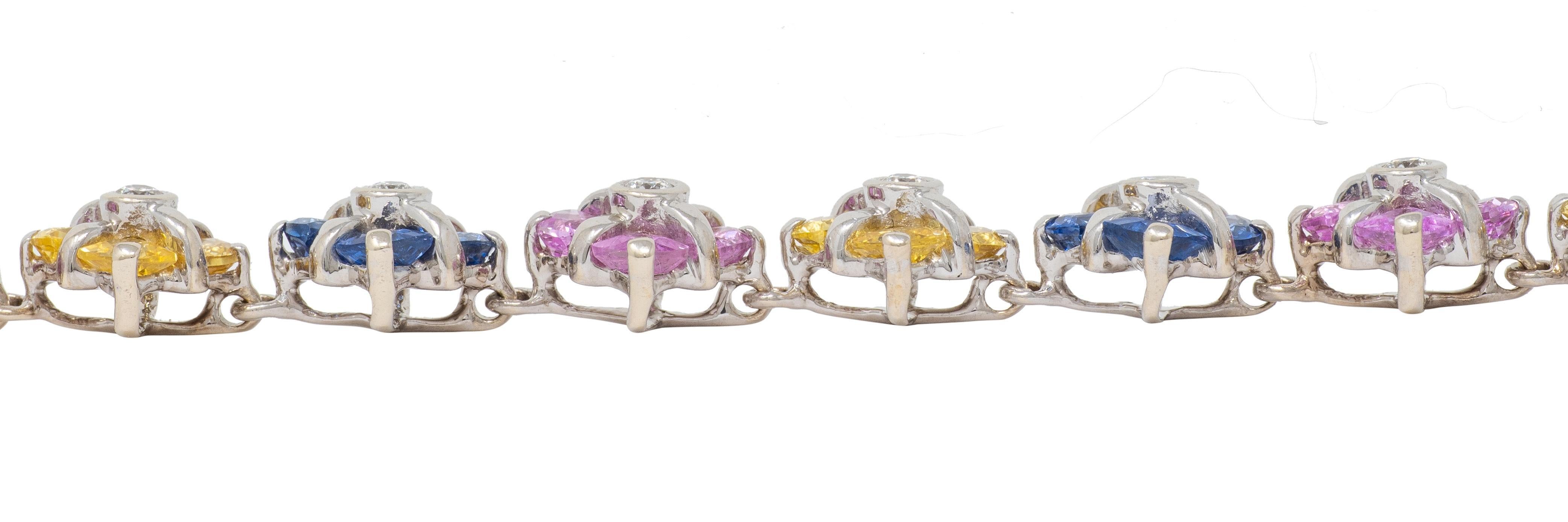Contemporary 11.02 CTW Party Color Sapphires Diamond 18K Gold Bracelet en vente 2