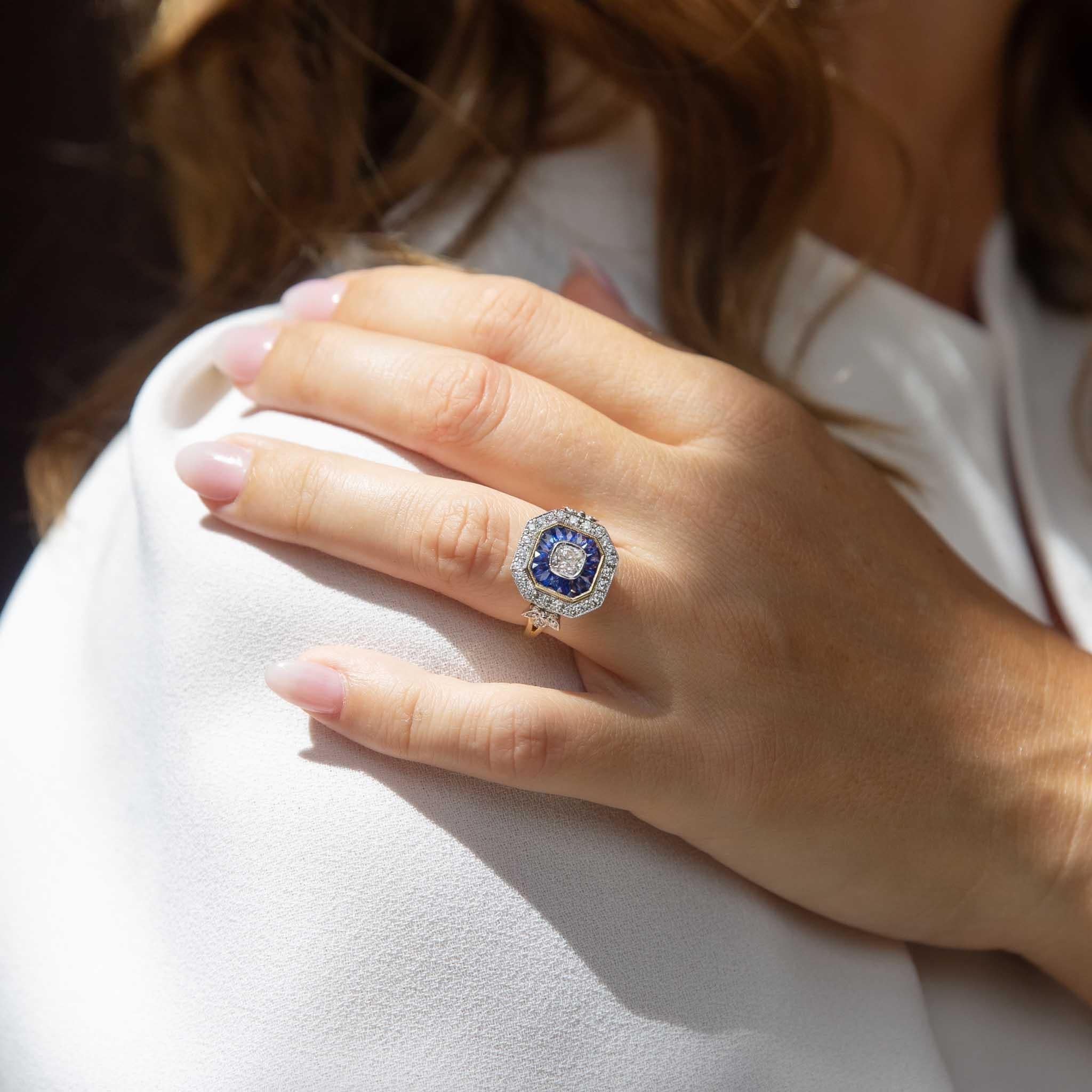 Contemporary 1.14ct Diamond & Sapphire Art Deco Style Ring 18 Carat Gold For Sale 8