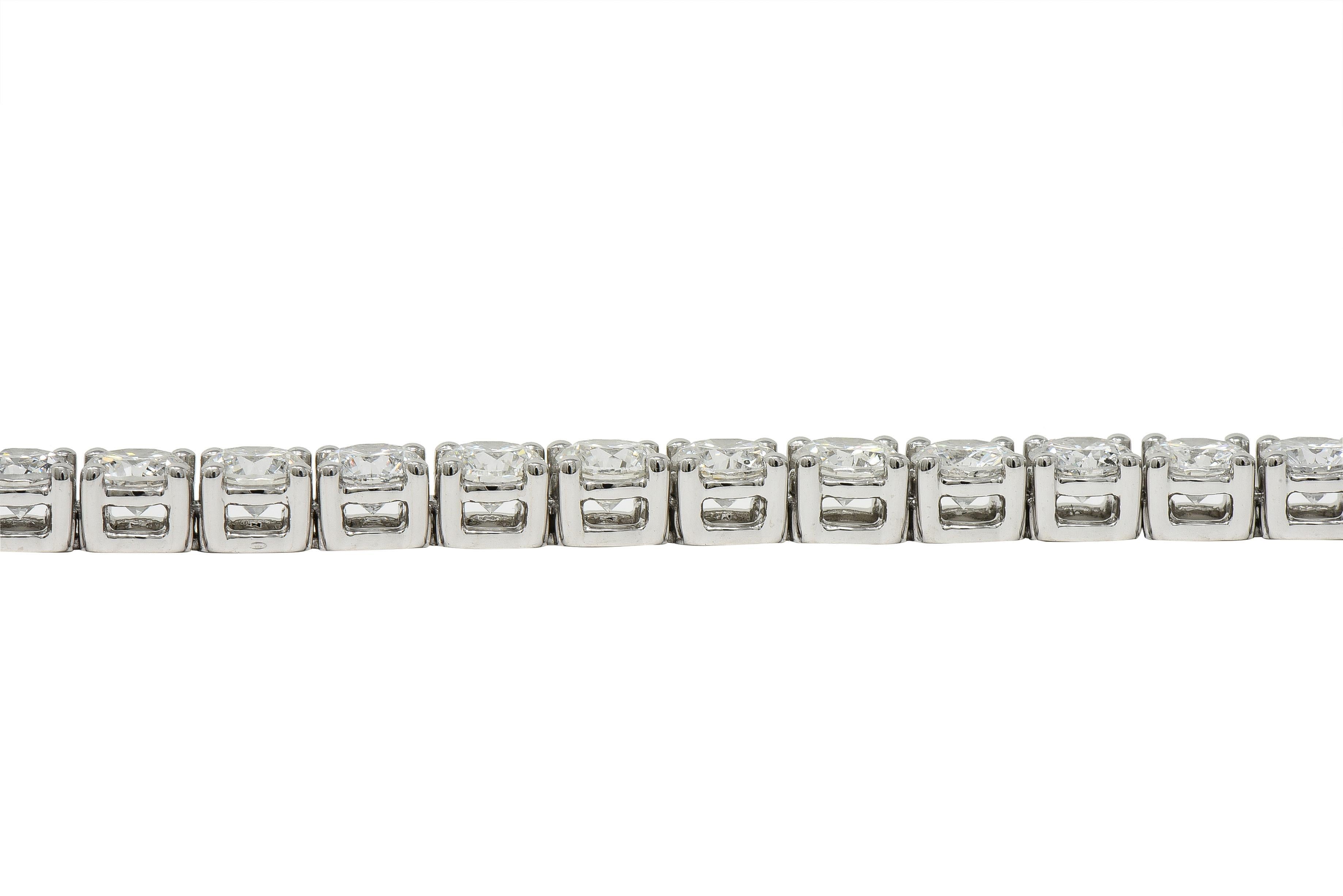 Bracciale tennis contemporaneo in platino con diamanti tondi e brillanti da 12,37 CTW in vendita 3