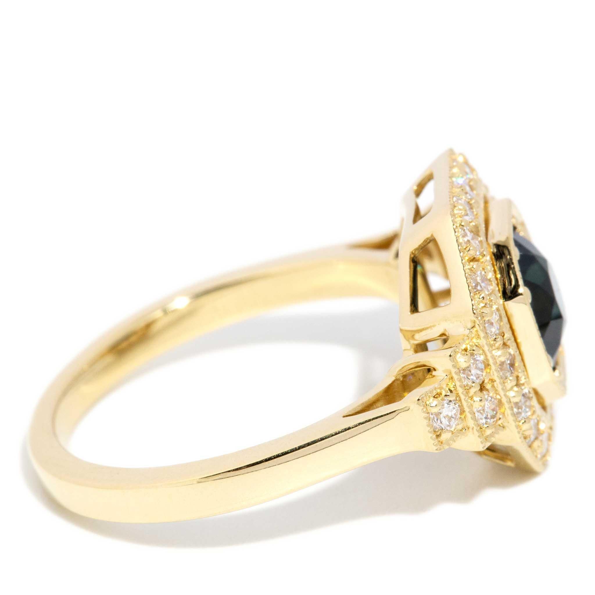 Contemporary 1.24ct Teal Sapphire & Diamond Ring 18 Carat Yellow Gold For Sale 6