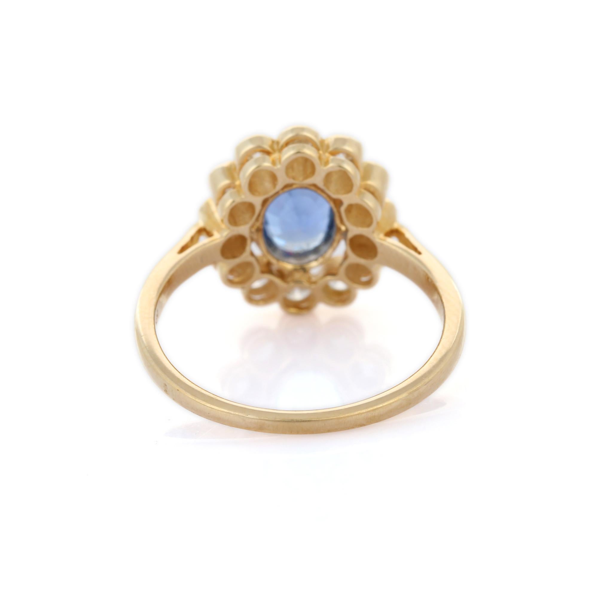 En vente :  Bague contemporaine en or jaune massif 14 carats avec halo de diamants et saphir de 1,25 carat 5