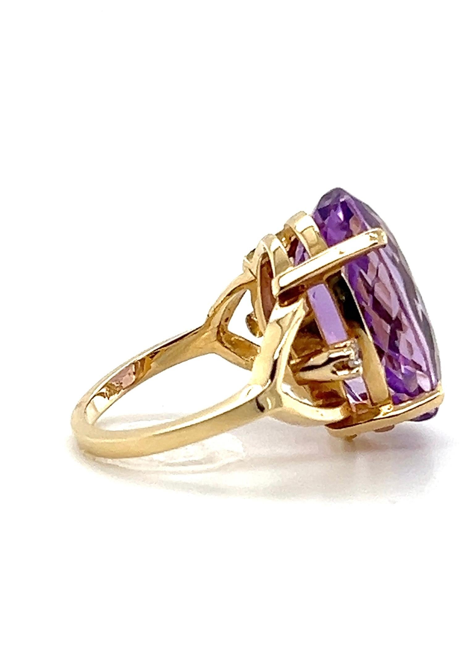 Zeitgenössischer Cocktailring mit 12,71 Karat Amethyst und Diamant aus 14k Gelbgold im Angebot 6
