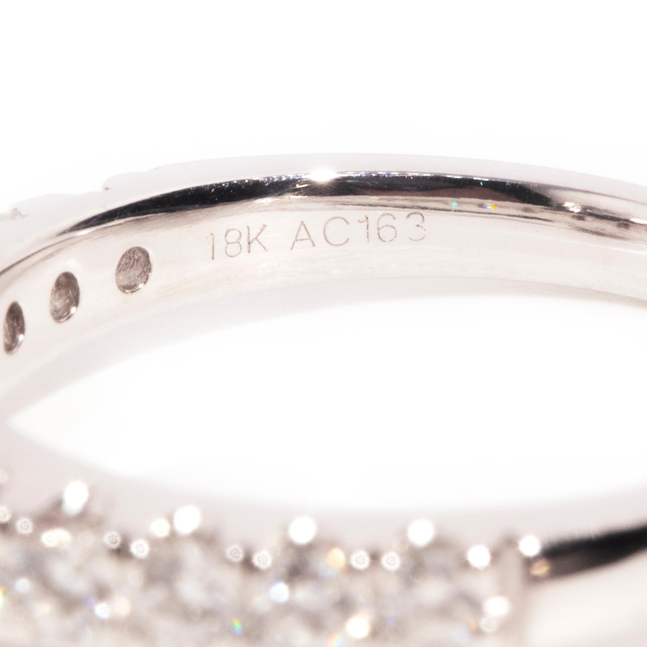 Contemporary 1.28 Carat Diamond 18 Carat White Gold Halo Engagement Ring 3