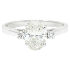 Contemporary 1.28 Carats Oval Diamond 14 Karat White Gold Engagement Ring