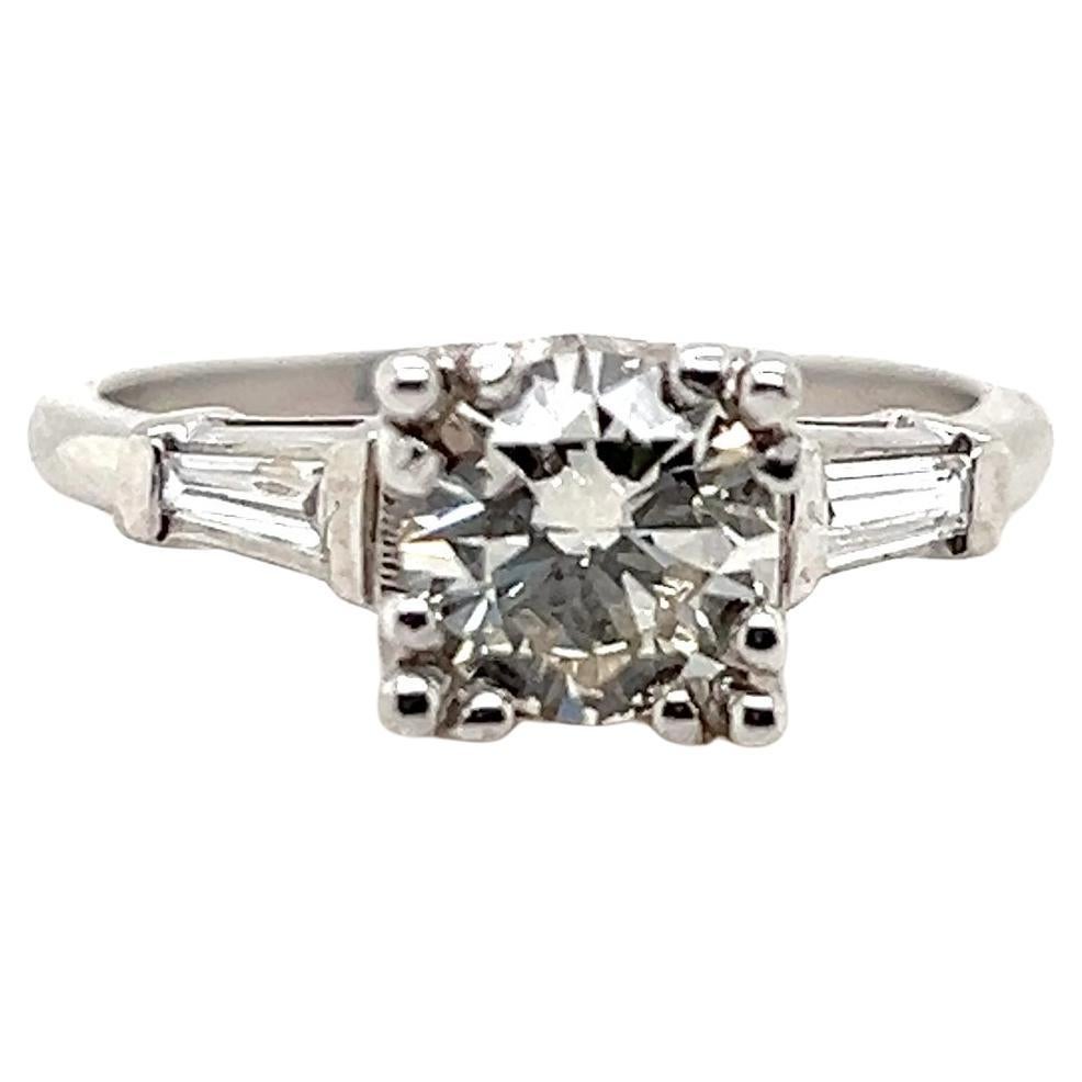 Contemporary 1.35 TCW Carat Round Brilliant Diamond Platinum Engagement Ring