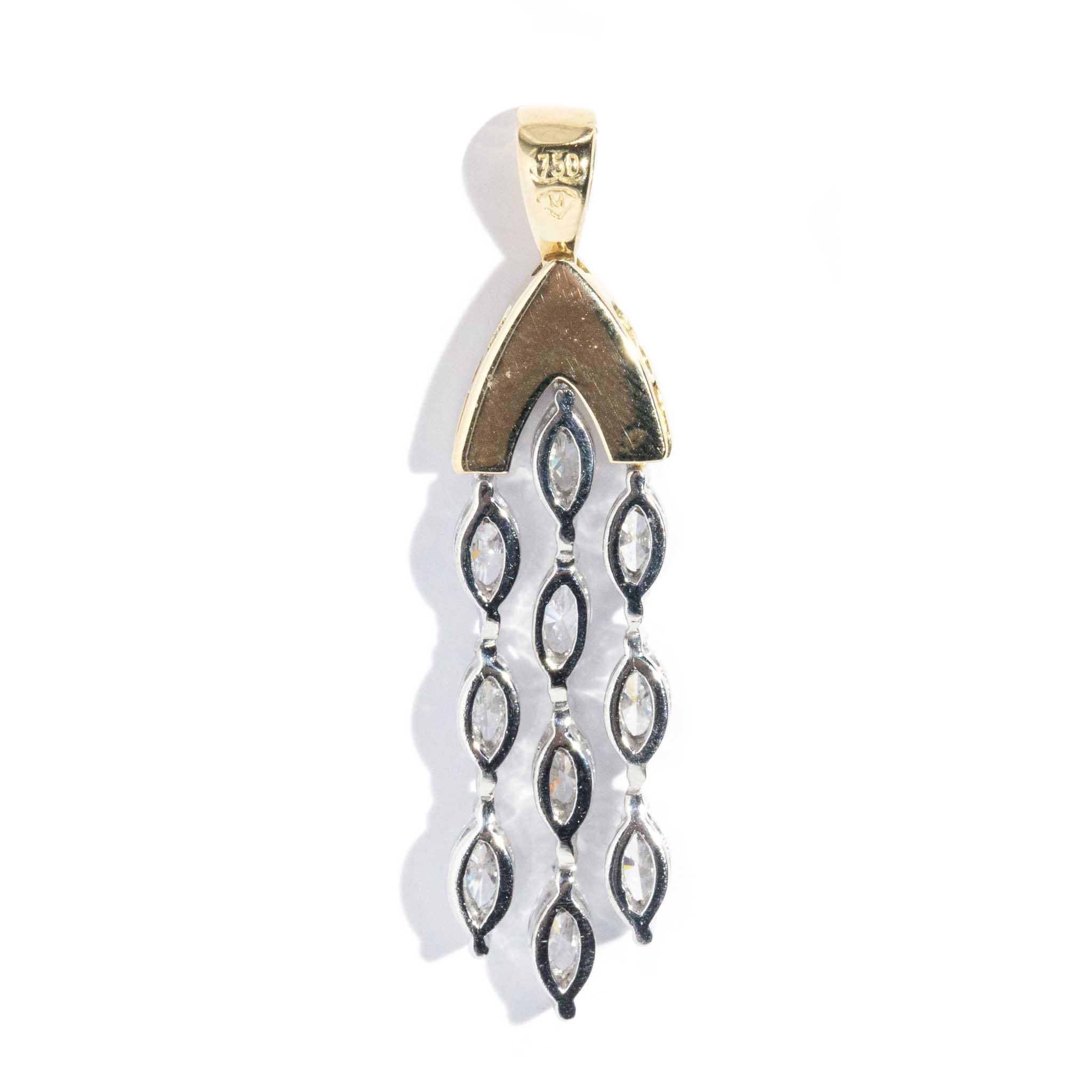 Contemporary 1.36 Carat Diamond Chandelier Pendant 18 Carat Yellow Gold For Sale 2
