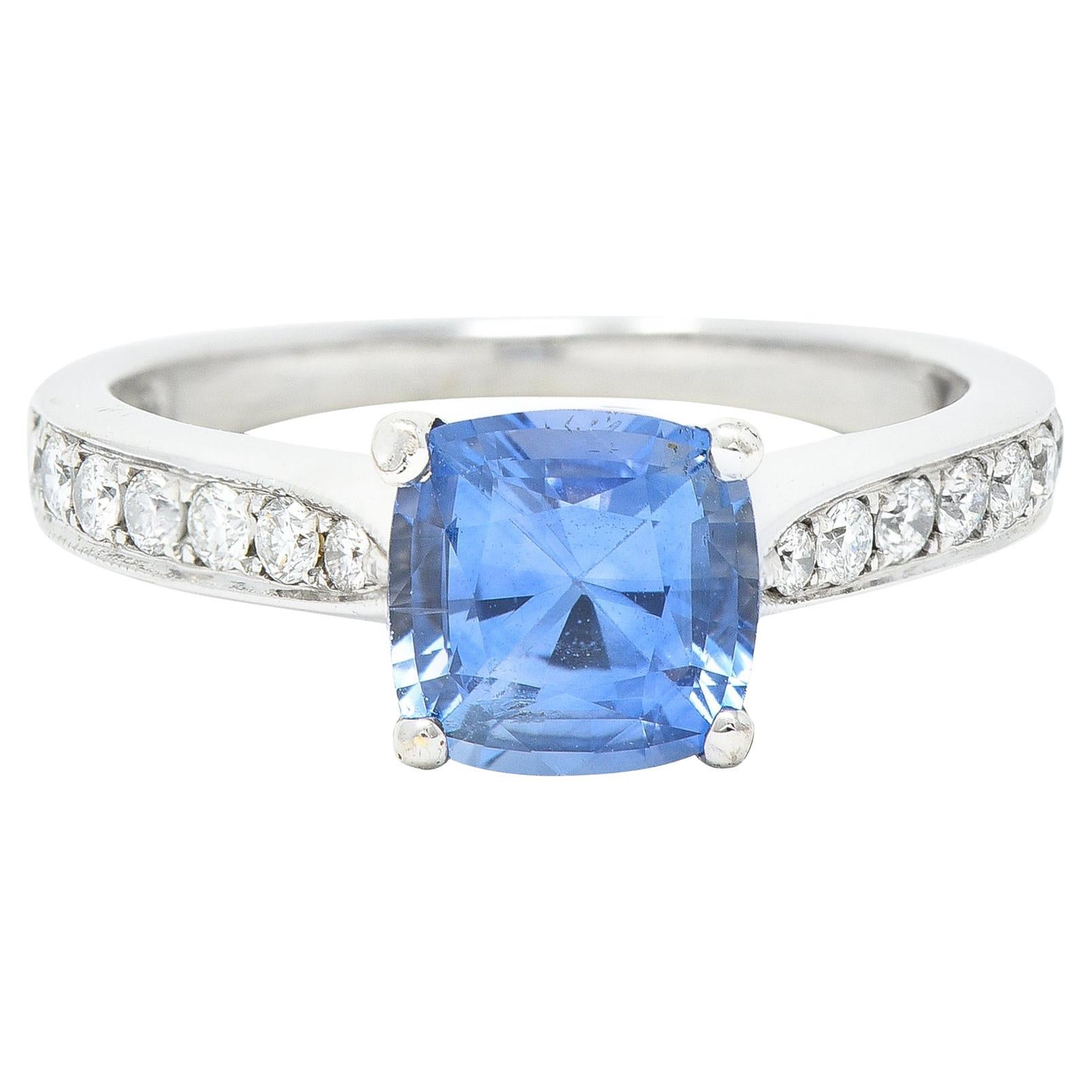 Contemporary 1.38 Carats Sapphire Diamond 18 Karat White Gold Gemstone Ring