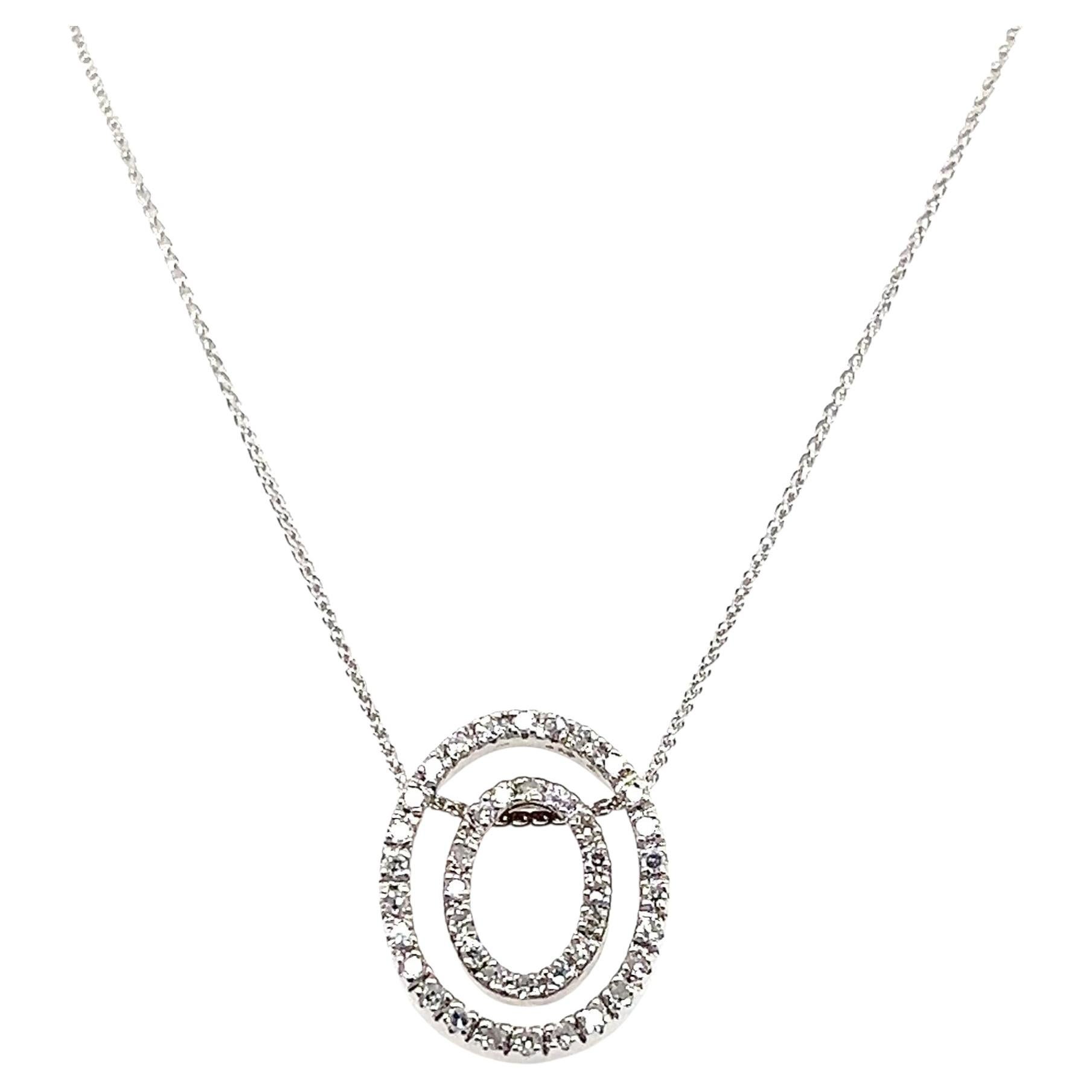 Collar contemporáneo con colgante doble ovalado de oro blanco de 14 quilates con pavé de diamantes