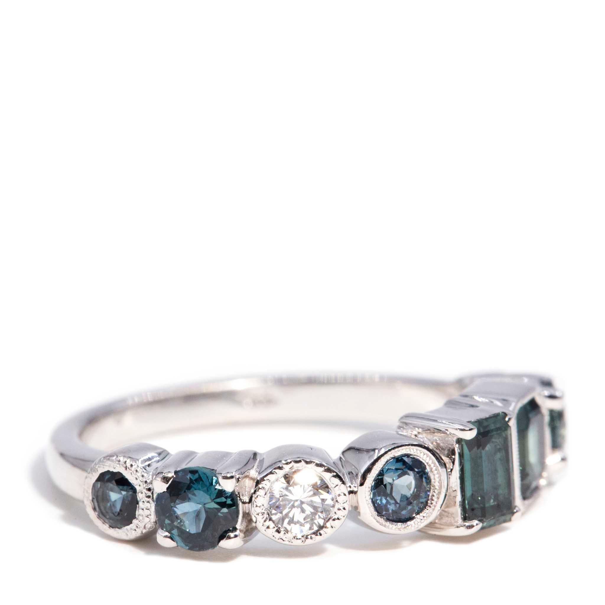 Oval Cut Contemporary 1.40 Carat Teal & Blue Sapphire & Diamond 18 Carat White Gold Ring For Sale