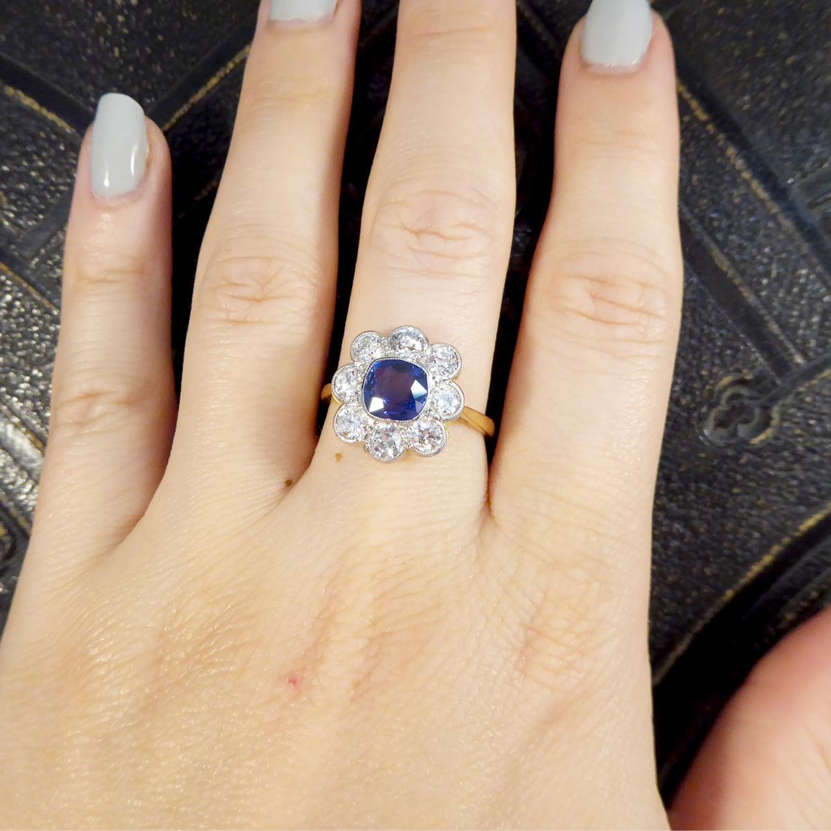 Round Cut Contemporary 1.40ct Sapphire and 1.35ct Diamond Cluster Ring in 18ct Gold