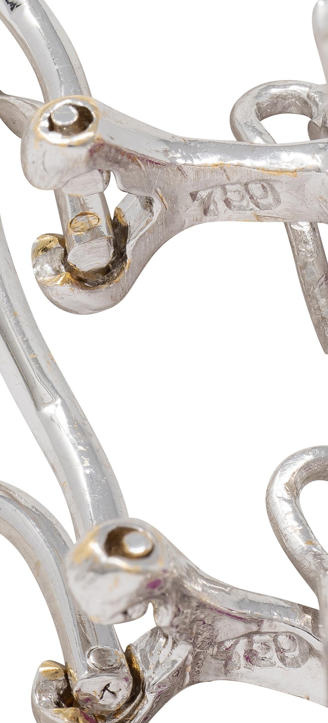 Zeitgenössische 14,19 CTW Rubin-Diamant-Platin-Ohrringe aus 18 Karat Weißgold mit Blumen Damen im Angebot