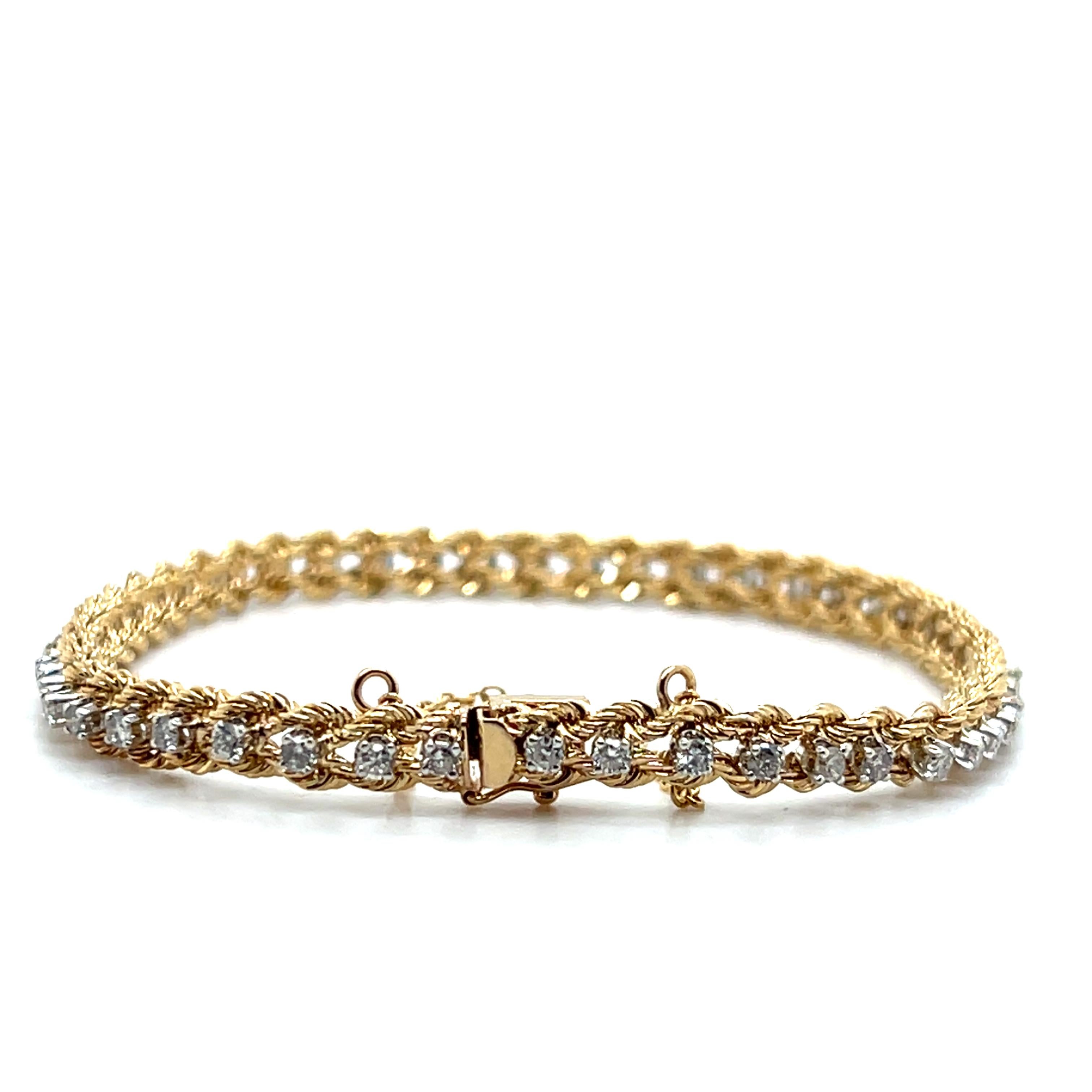 Pulsera contemporánea de cuerda retorcida de oro de 14k de dos tonos y 1,44 tcw de diamantes en Bueno estado para la venta en Towson, MD