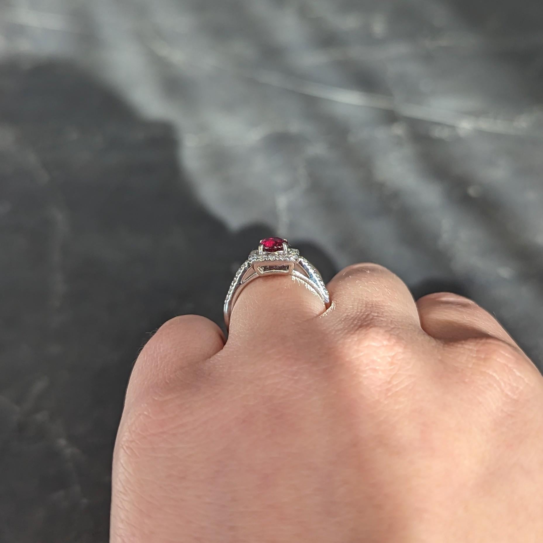 Contemporary 1.47 Carats Cushion Cut Ruby Diamond Platinum Square Halo Ring For Sale 9