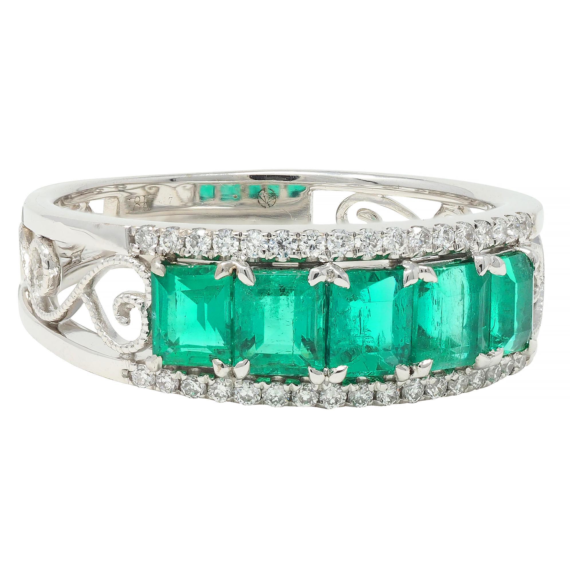 Emerald Cut Contemporary 1.47 CTW Emerald Diamond 18 Karat White Gold Heart Band Ring For Sale