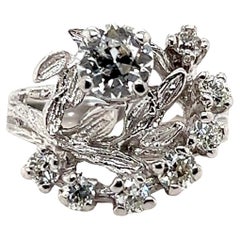 Zeitgenössische 14K Weißgold Floral Design 1,52TCW  Antiker Diamant-Cocktailring