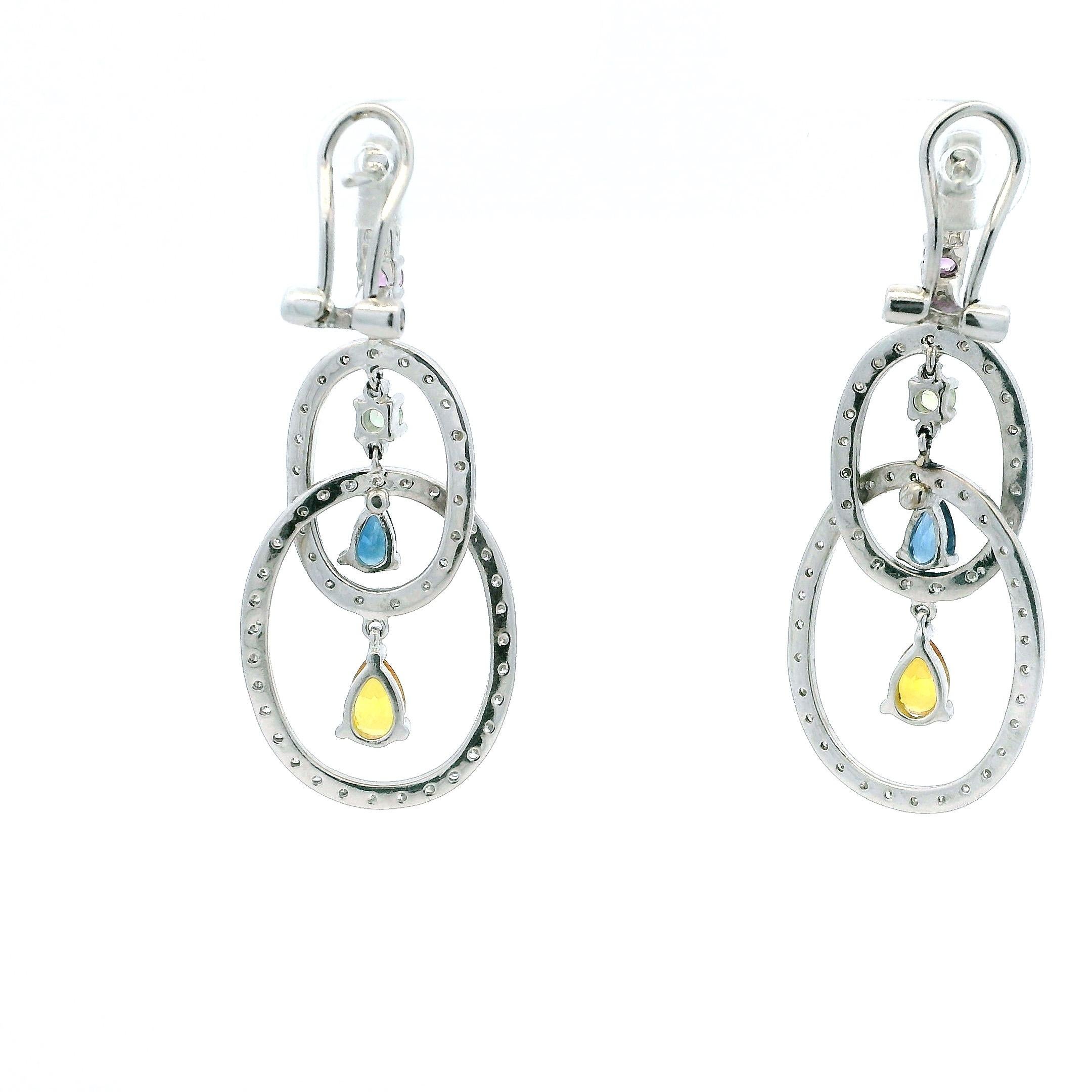 Pendientes Contemporáneos de Oro Blanco de 14K con Diamantes Multipiedra, Italianos 