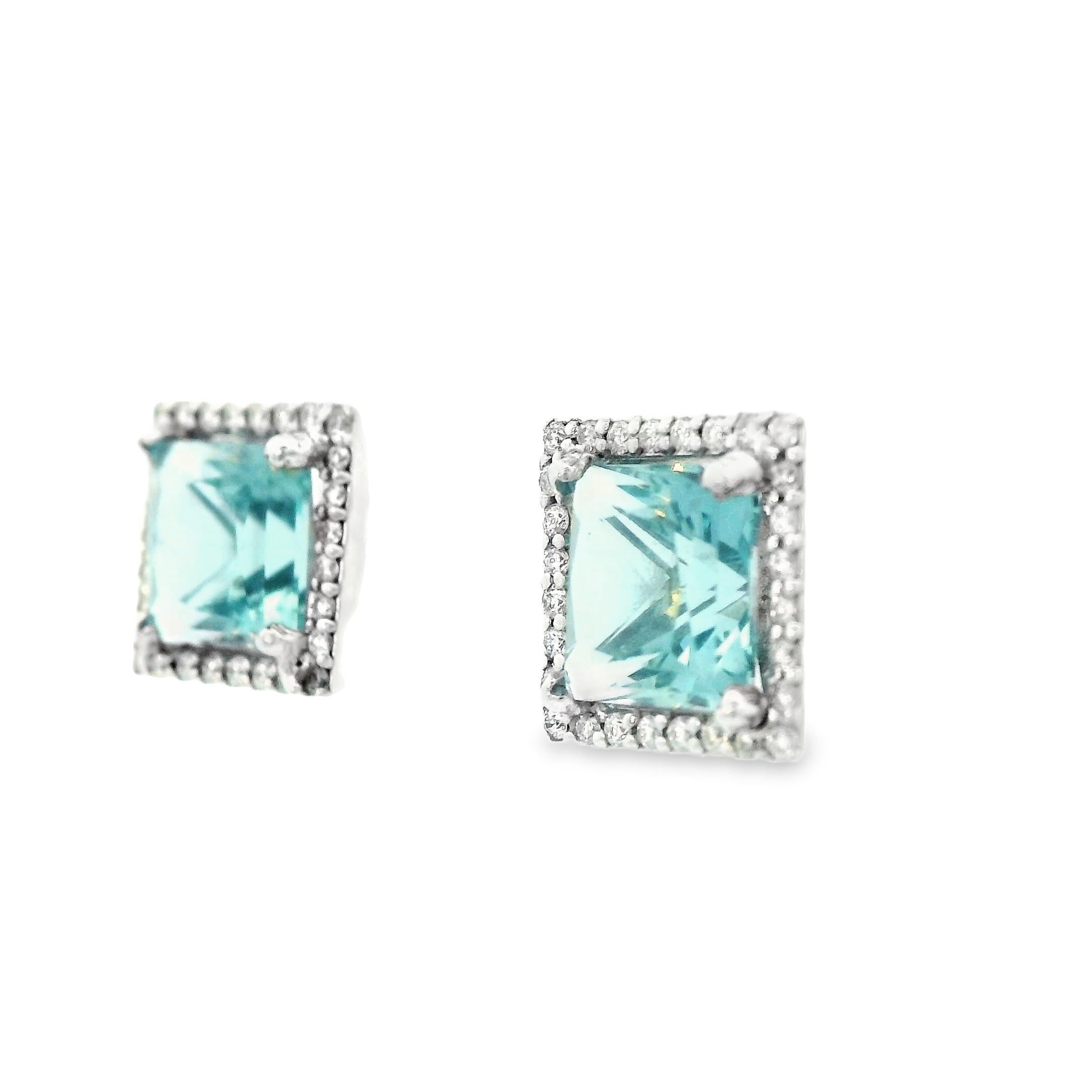 Contemporary 14k White Gold Natural Aquamarine & Diamond Stud Earrings In Excellent Condition For Sale In Lexington, KY