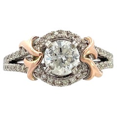 Anillo contemporáneo de oro blanco/rosa de 14 quilates con halo de diamantes y vástago dividido