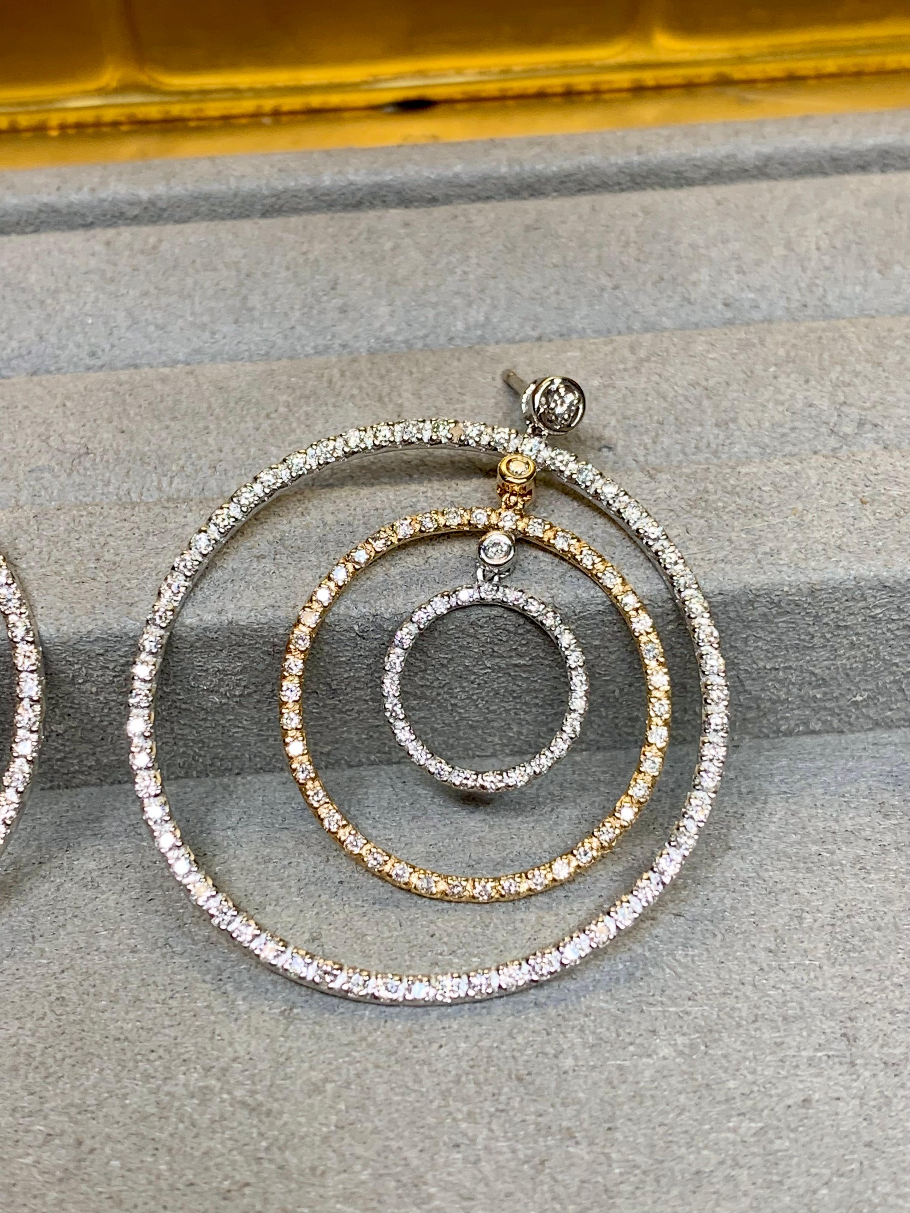Contemporary 14K White Yellow Gold Double Circle Diamond Drop Earrings 2.70ctw In Good Condition For Sale In Winter Springs, FL