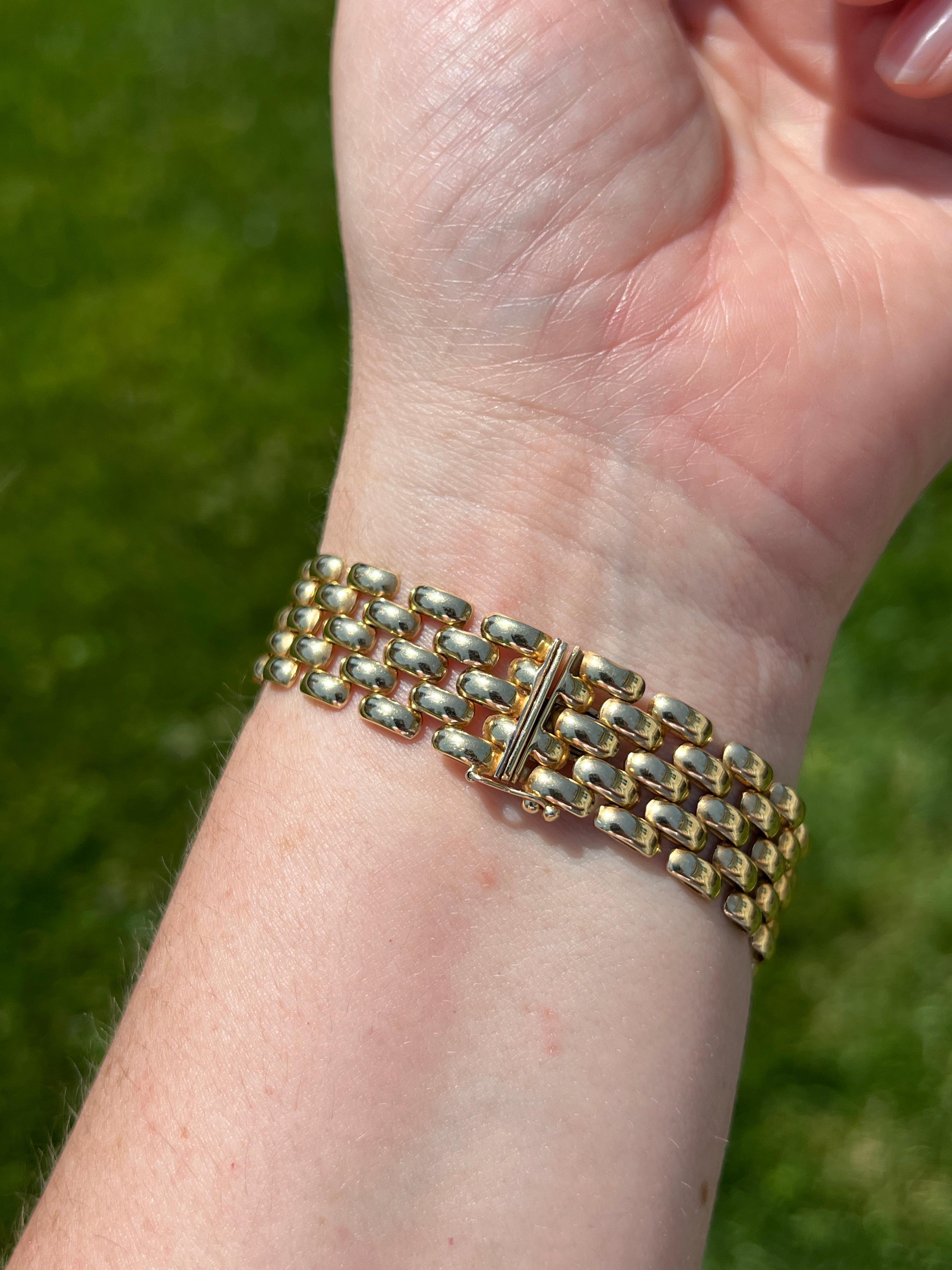 Women's or Men's Contemporary 14k Yellow Gold Panther Link Bracelet