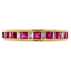 Vintage Contemporary 14K Yellow Gold Red Ruby & Rectangular Baguette Diamond Band 