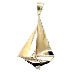 Contemporary 14k Gelbgold Segelboot-Anhänger