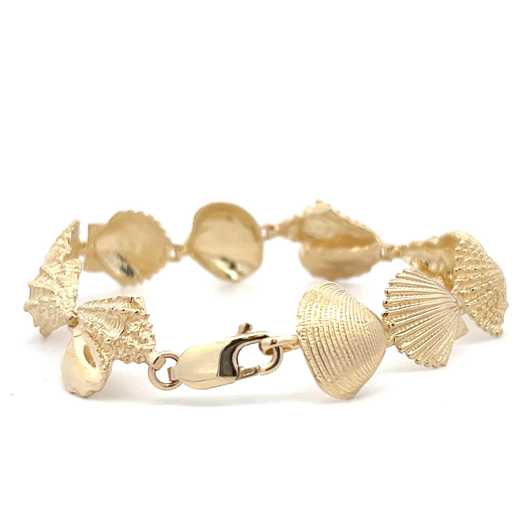 Contemporary 14k Yellow Gold Seashell Link Bracelet In Good Condition In Towson, MD