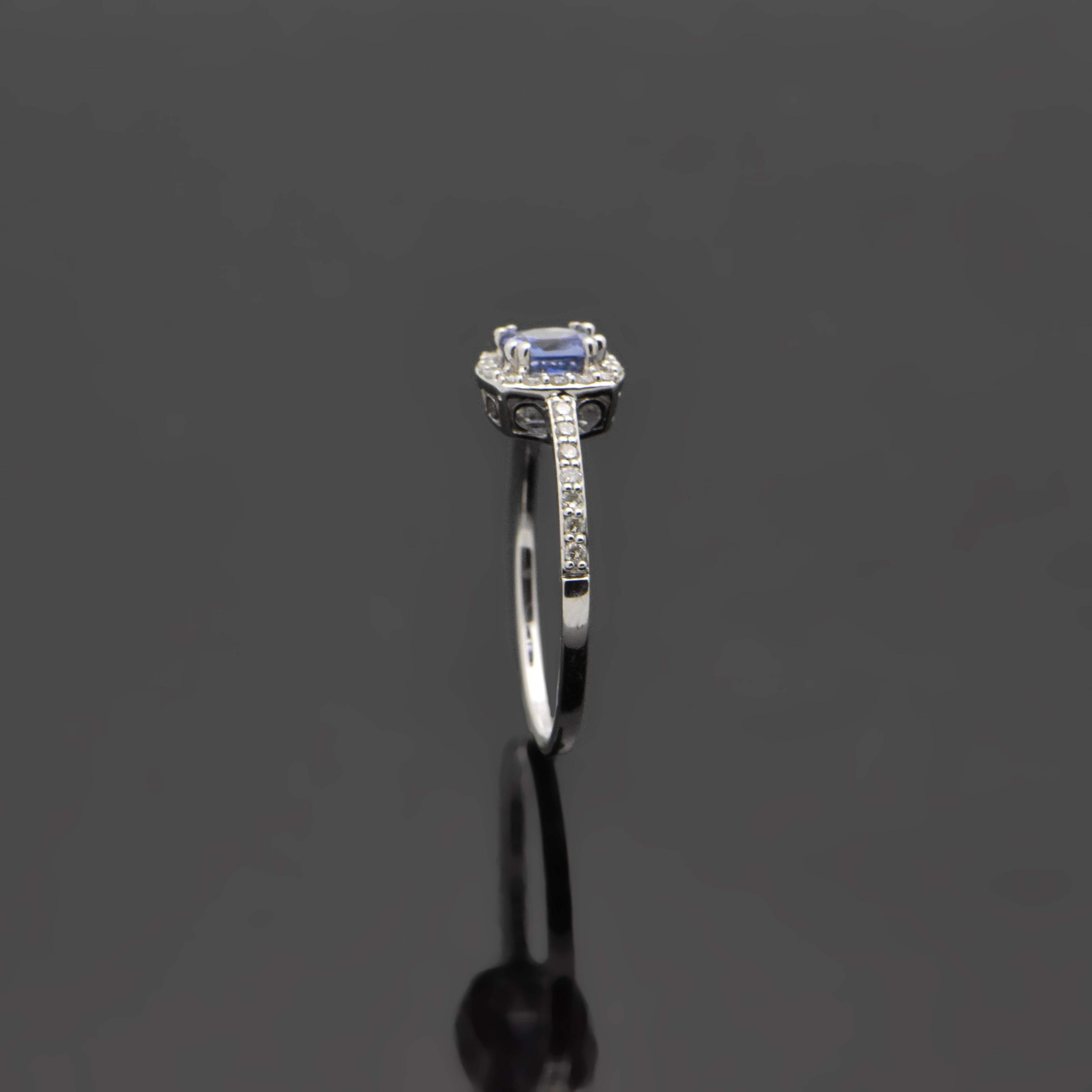 Cushion Cut Contemporary 14 Karat White Gold Blue Sapphire and Diamond Ring For Sale