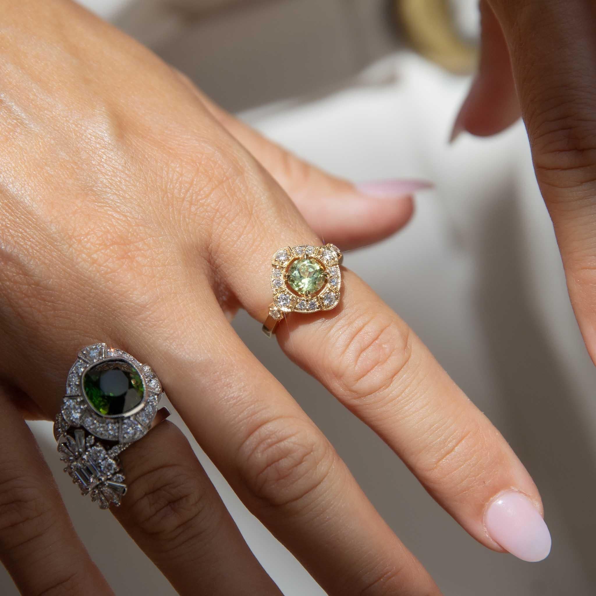 Contemporary 1.51ct Green Sapphire & Diamond Art Deco Style Ring 18ct Gold For Sale 3