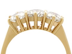 Contemporary 1.53 Carat Diamond Gold Trilogy Ring