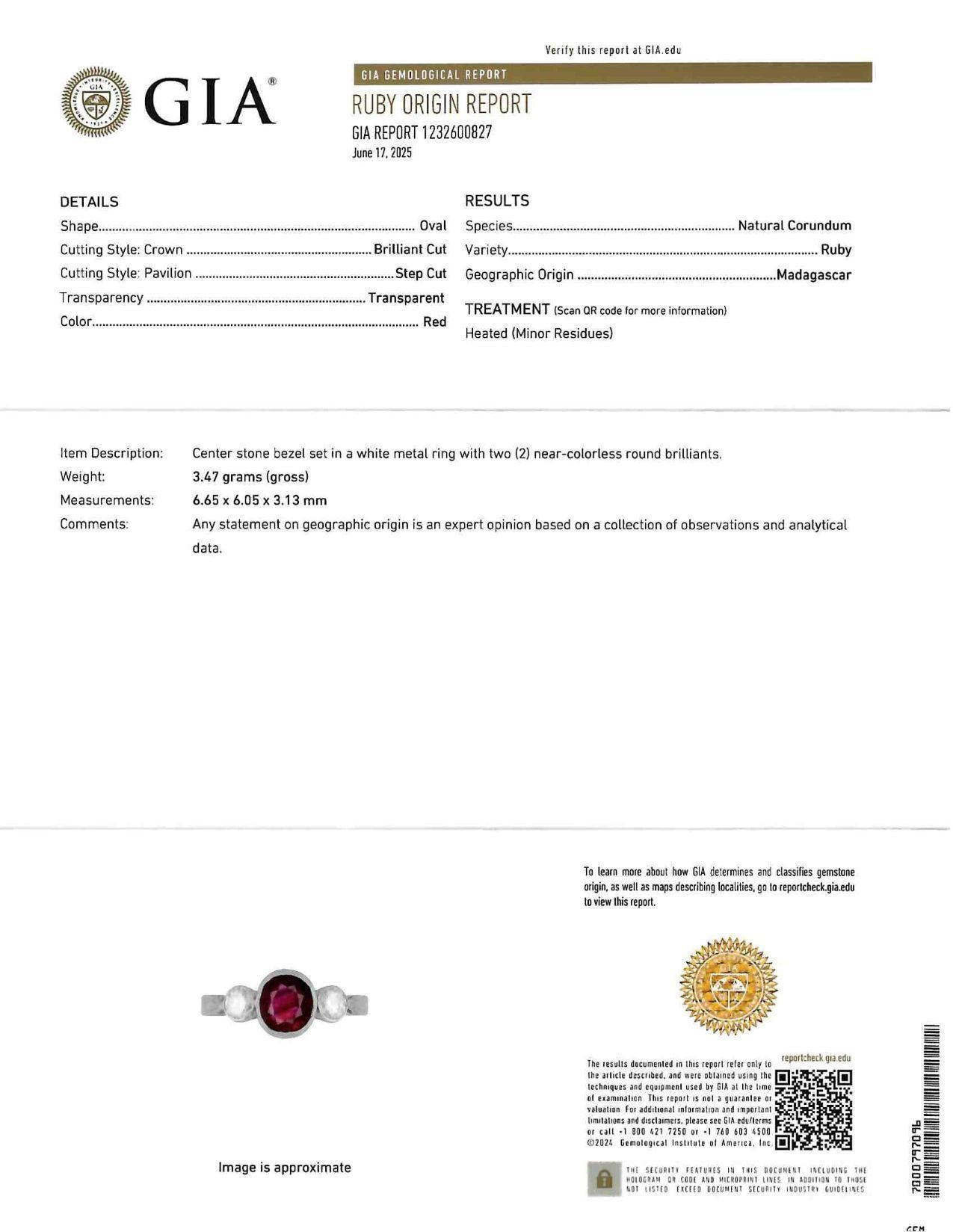 AM Contemporary 1.53 CTW Ruby Diamond Platinum Vintage Three Stone Ring (bague à trois pierres en platine) en vente 7