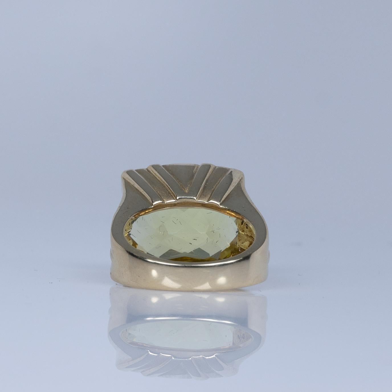 Contemporary 15,5ct Grünlich Gelber Citrin & Diamant 14K Gold Statement Ring (Moderne)