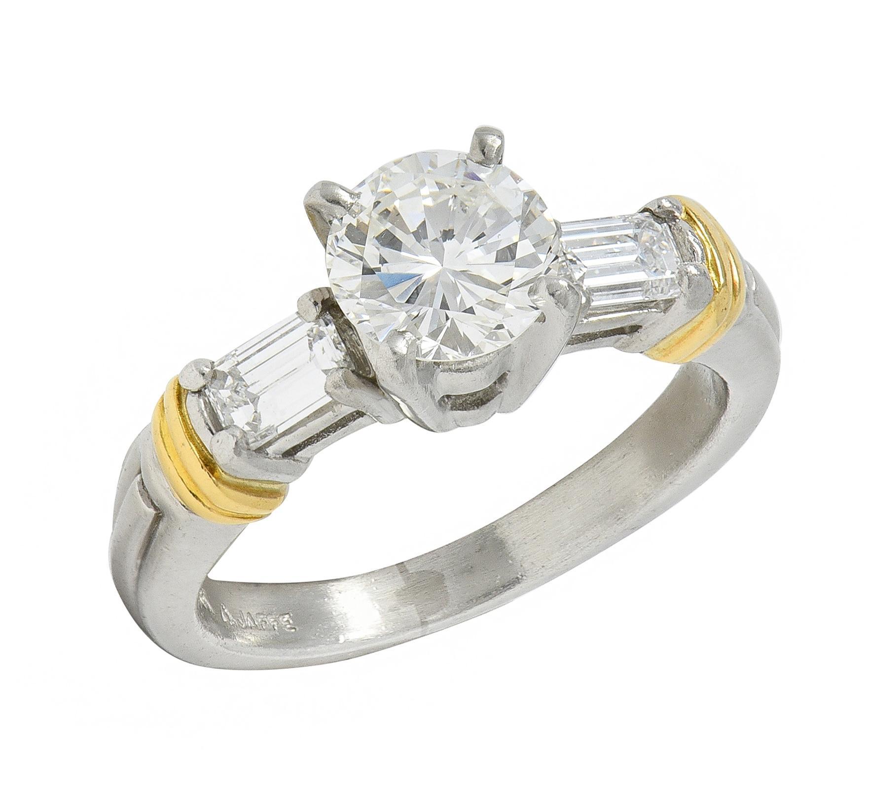 Anello di fidanzamento contemporaneo con diamante 1,58 CTW in platino e oro giallo 18 carati in vendita 2