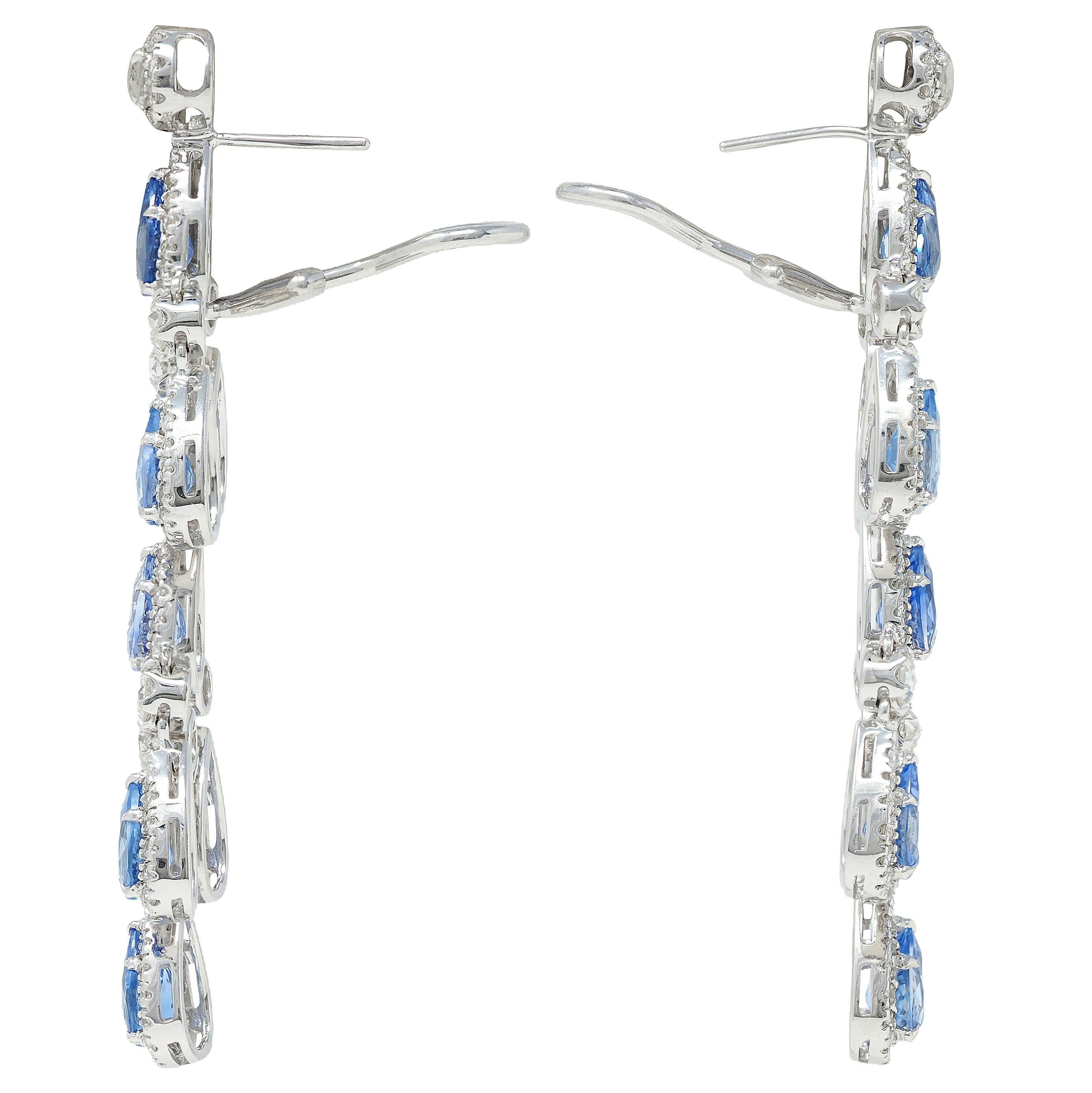 Orecchini pendenti a lampadario in oro 18 carati con diamante e zaffiro blu, 17,72 CTW, Contemporary In condizioni ottime in vendita a Philadelphia, PA